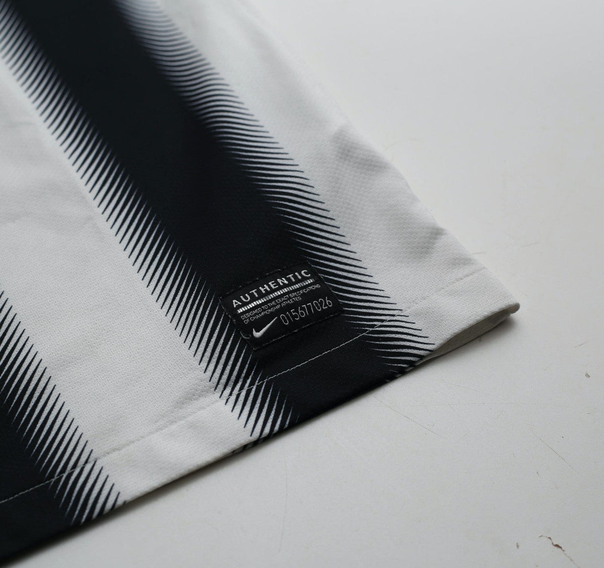 2011/12 PIRLO #21 Juventus Vintage Nike Home Football Shirt (M)