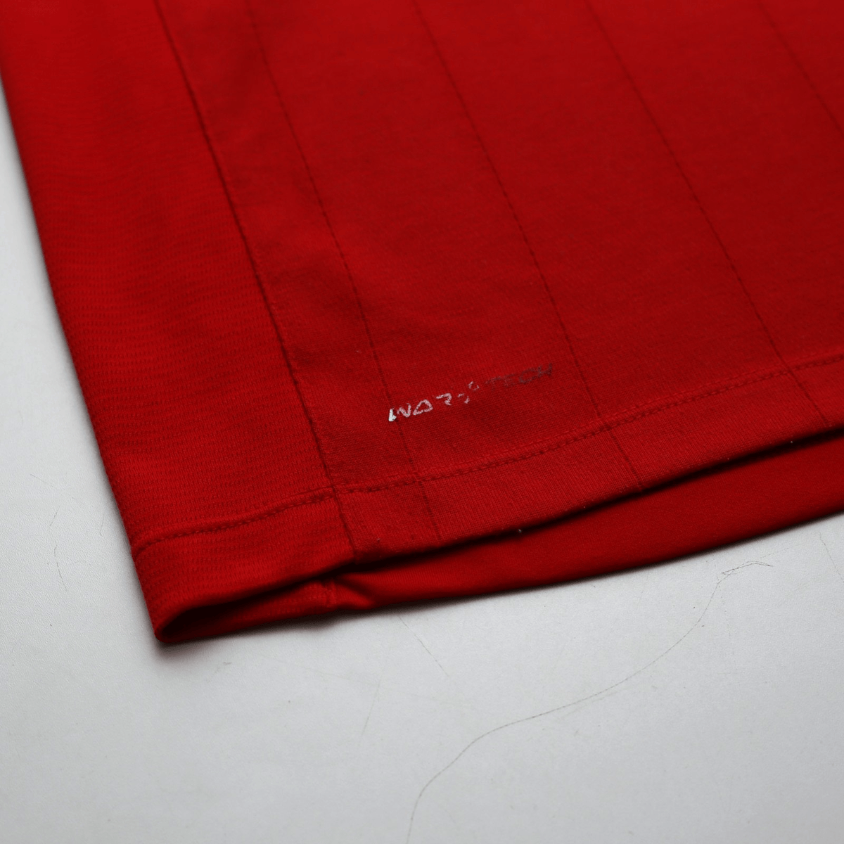 2012/13 Suarez #7 Liverpool Vintage Warrior Home Football Shirt (L)