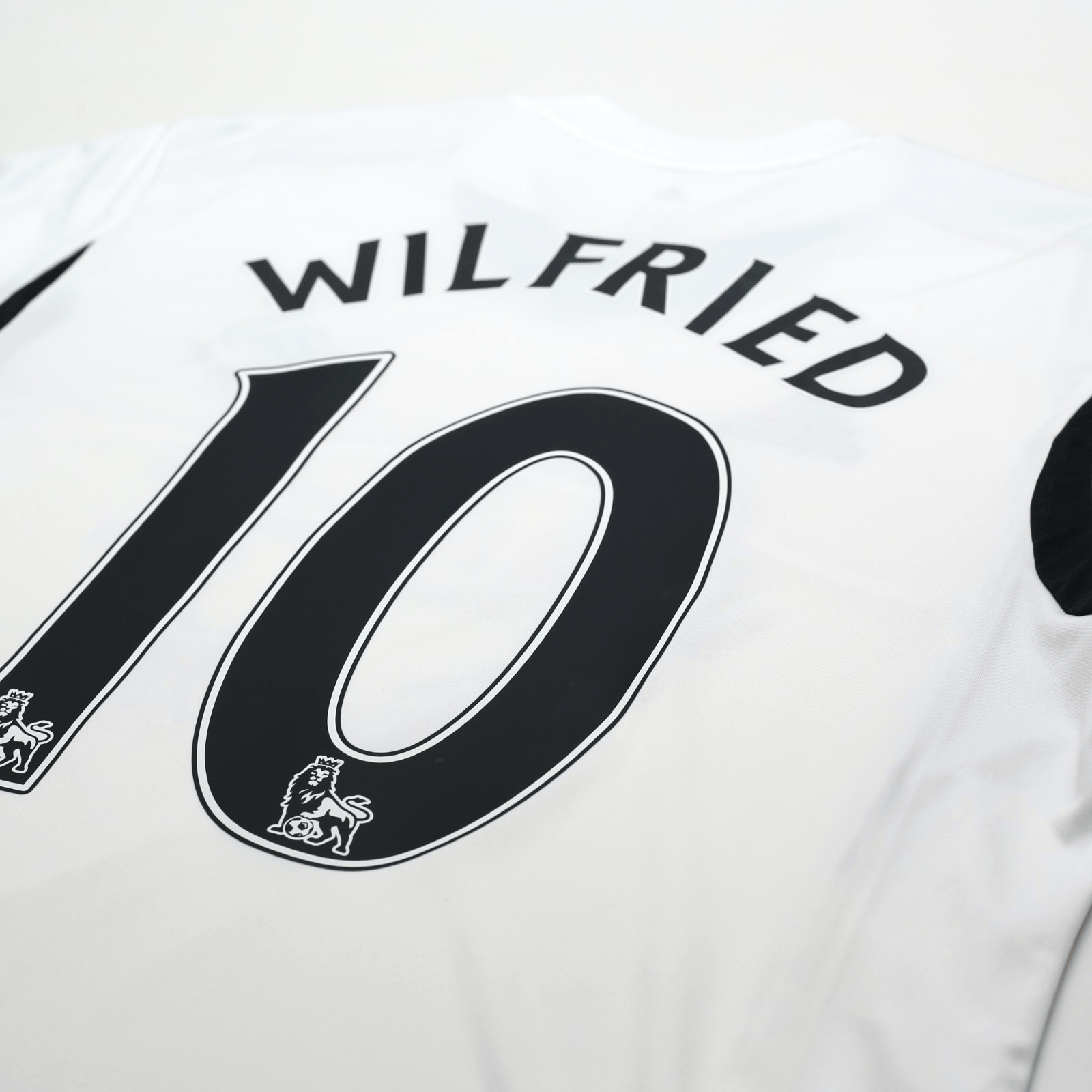 2013/14 Wilfried Bony #10 Swansea City Vintage adidas Home Football Shirt (L)