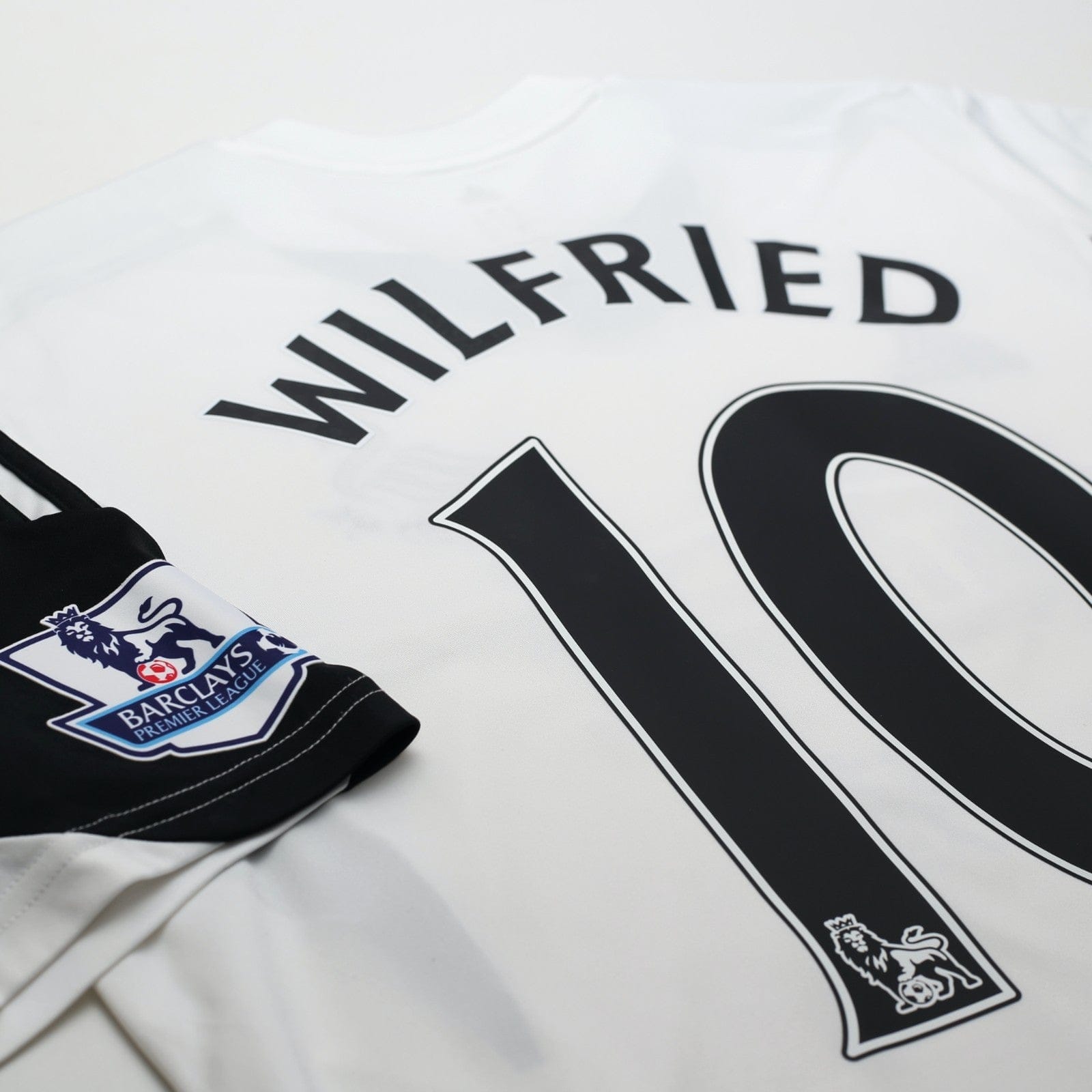 2013/14 Wilfried Bony #10 Swansea City Vintage adidas Home Football Shirt (L)