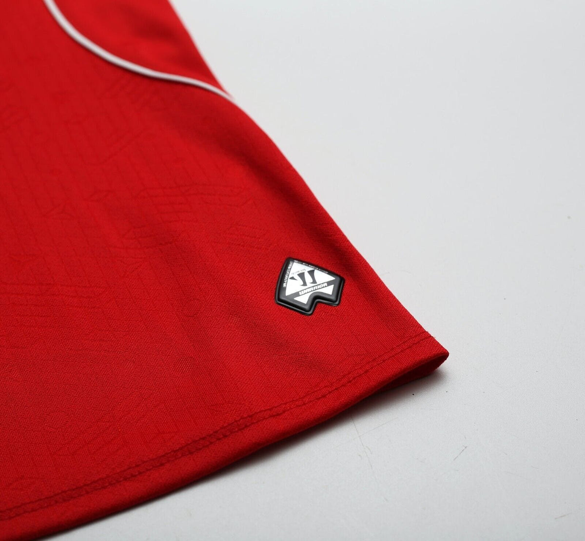 2014/15 GERRARD #8 Liverpool Vintage Warrior Home Football Shirt (M)