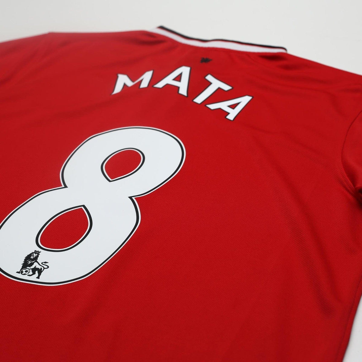 2014/15 Mata #8 Manchester United Vintage Nike Home Football Shirt (L)