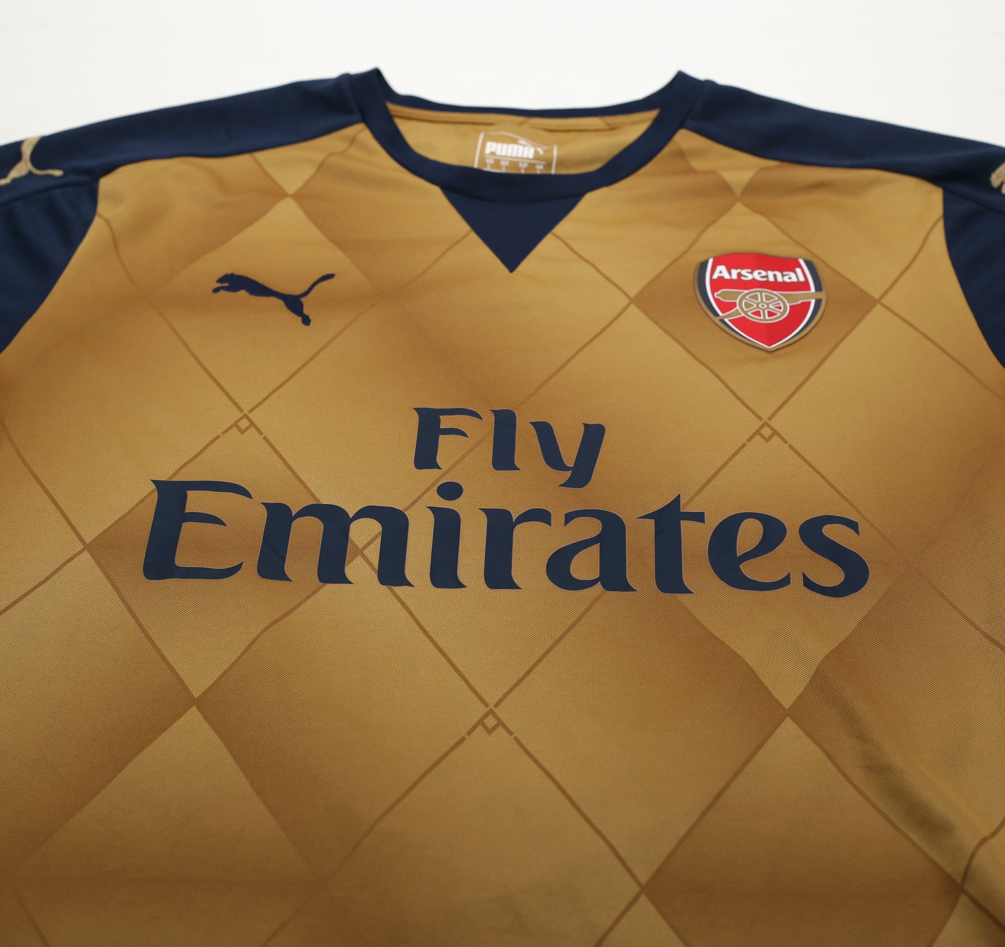 2015/16 ARSENAL Vintage PUMA Away Football Shirt (L)