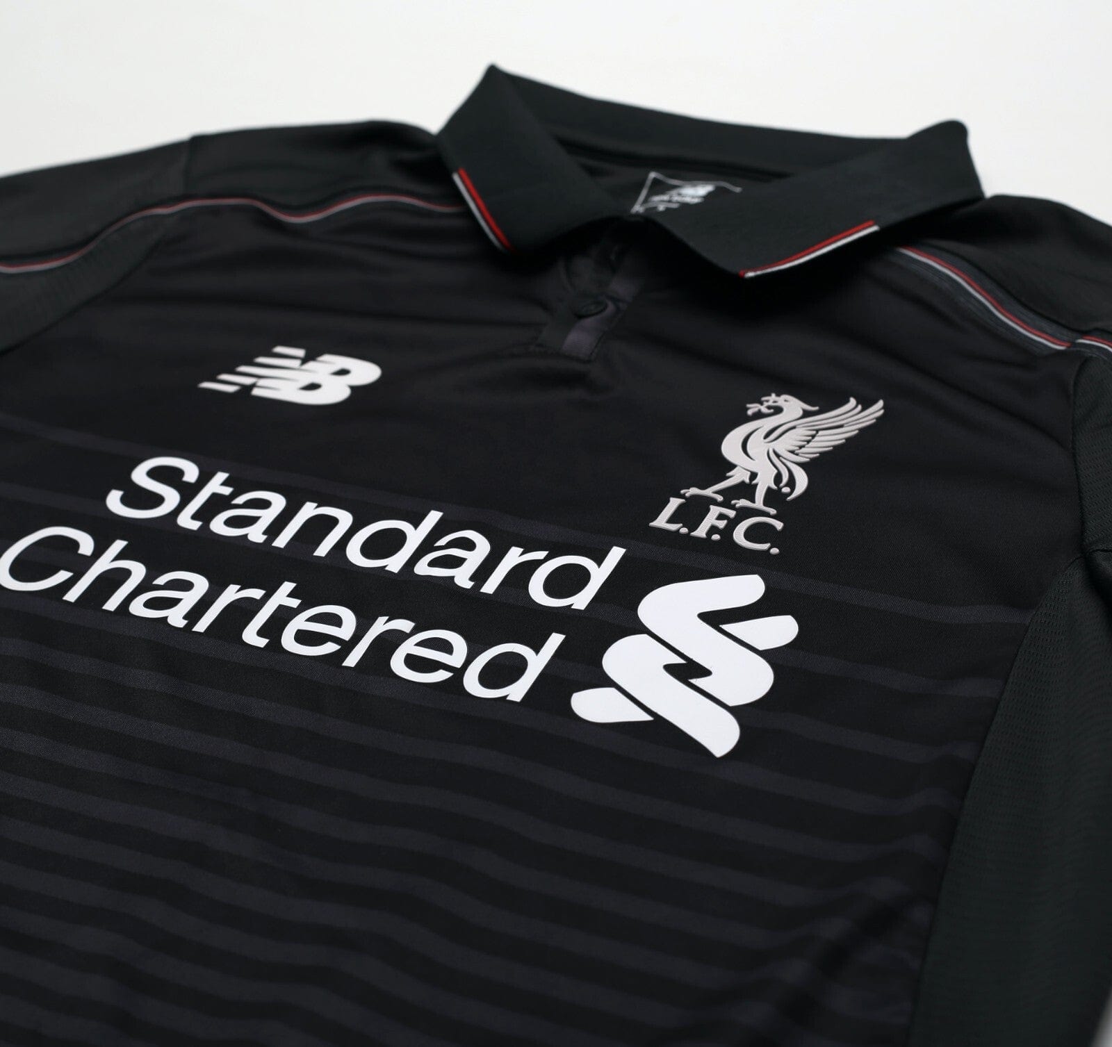 2015/16 COUTINHO #10 Liverpool Vintage New Balance Third Football Shirt (M)