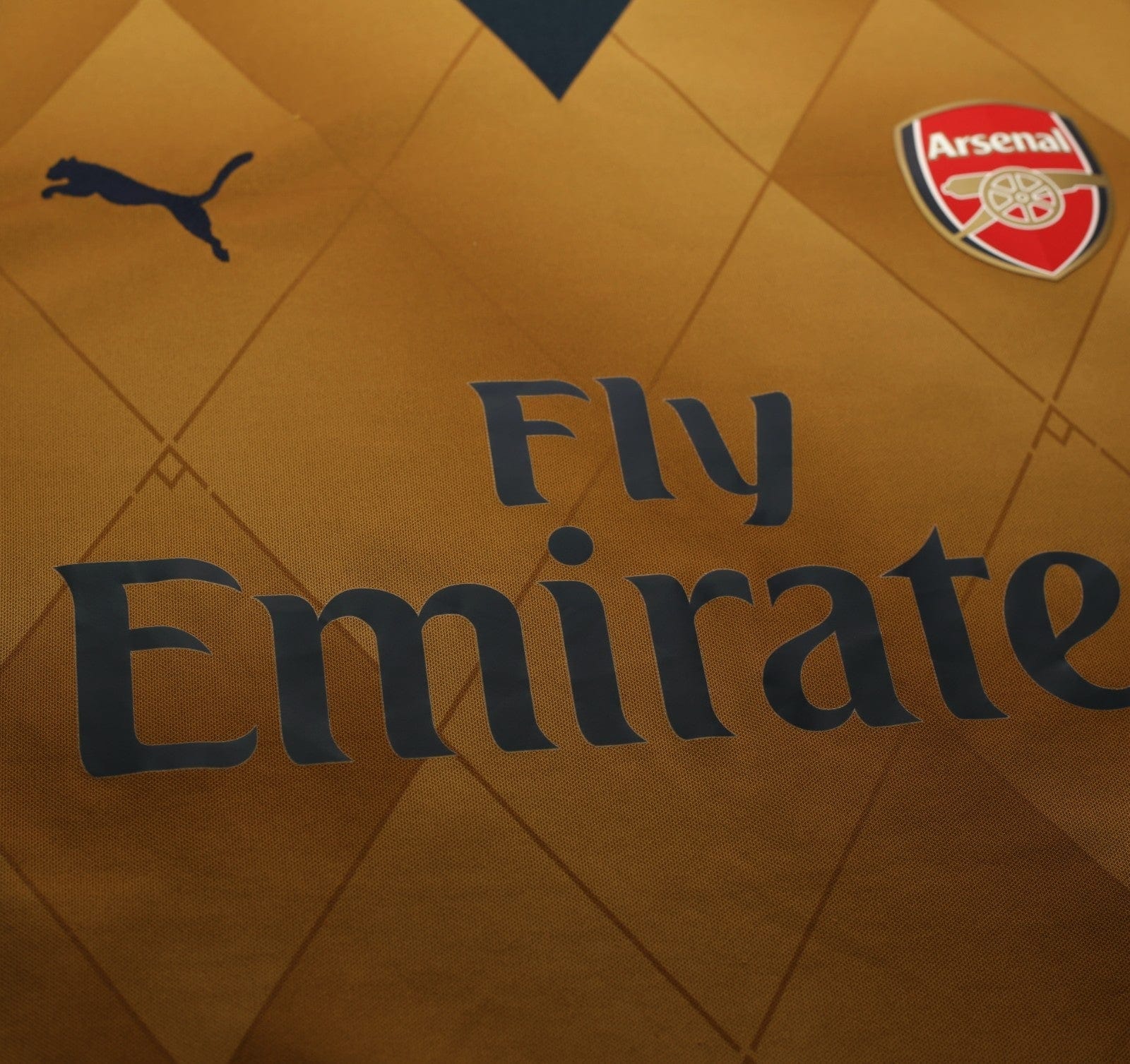 2015/16 S. CAZORLA #19 Arsenal Vintage PUMA Away Football Shirt (XL)