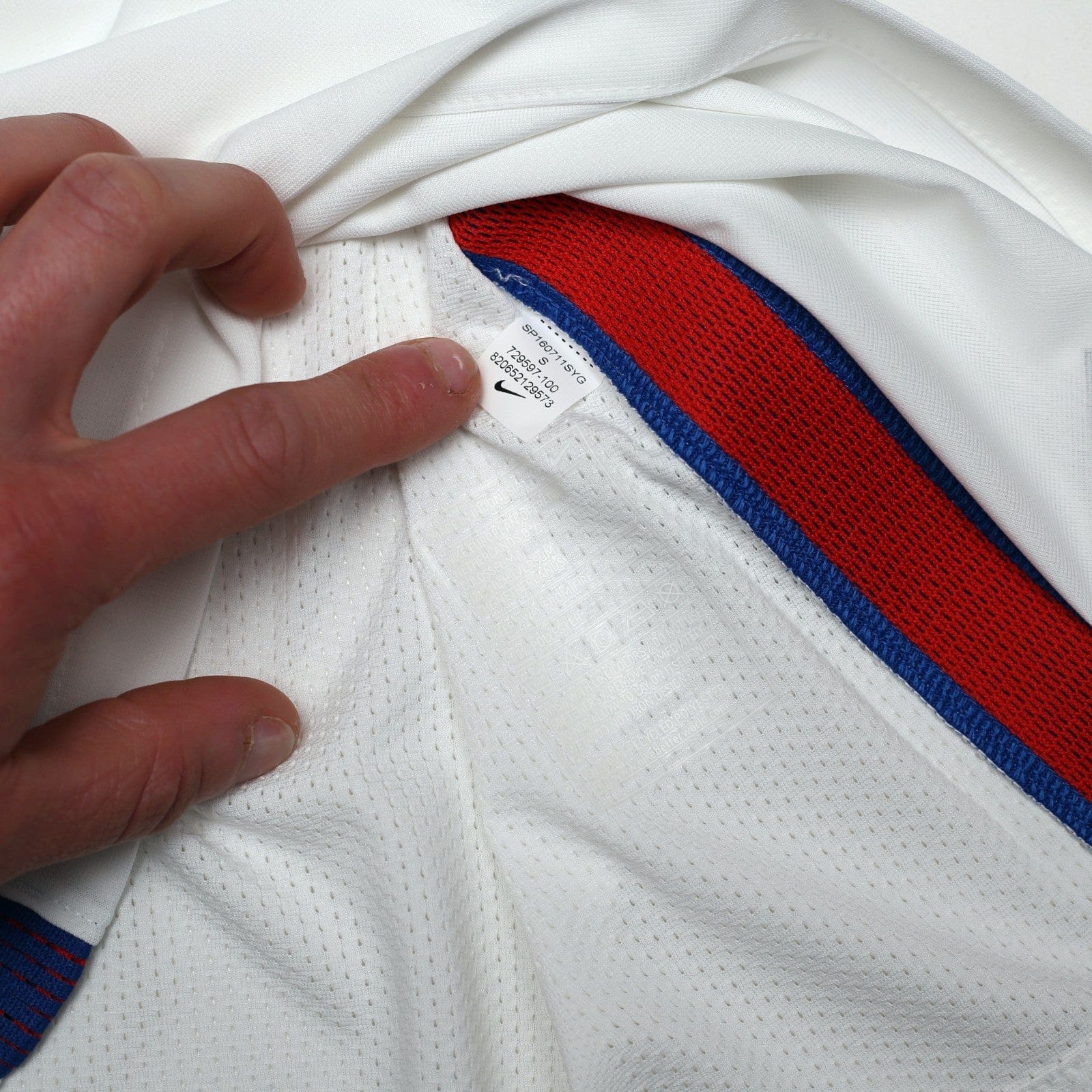 2016/17 England Nike Kitroom Player Issue Home Shirt (S) BNIB Euro 2016