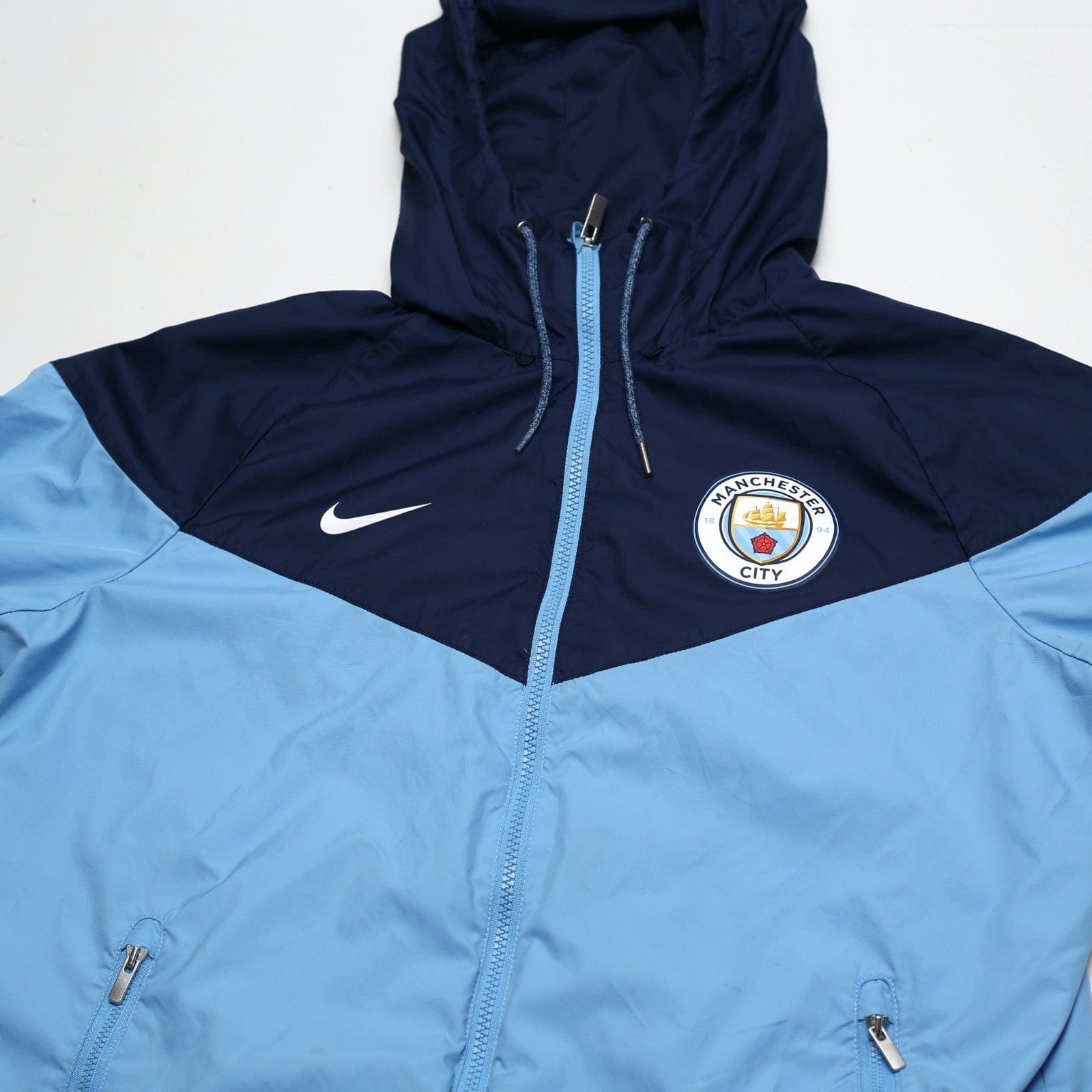 2017/18 Manchester City Nike Football Hooded Jacket (M)