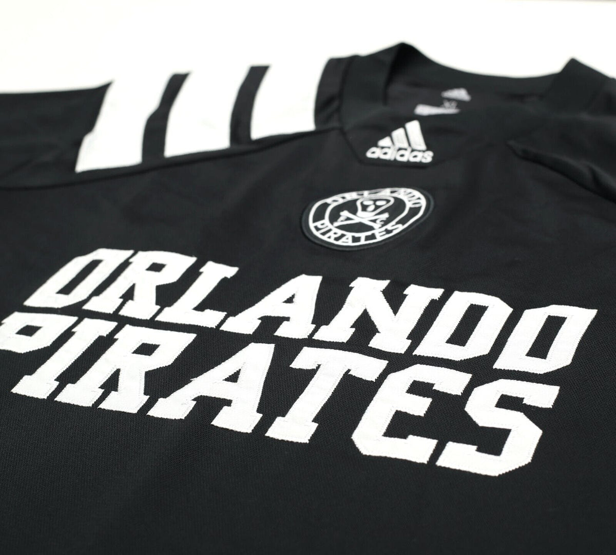 2017/18 ORLANDO PIRATES #37 Retro adidas Football Shirt Jersey (XL)