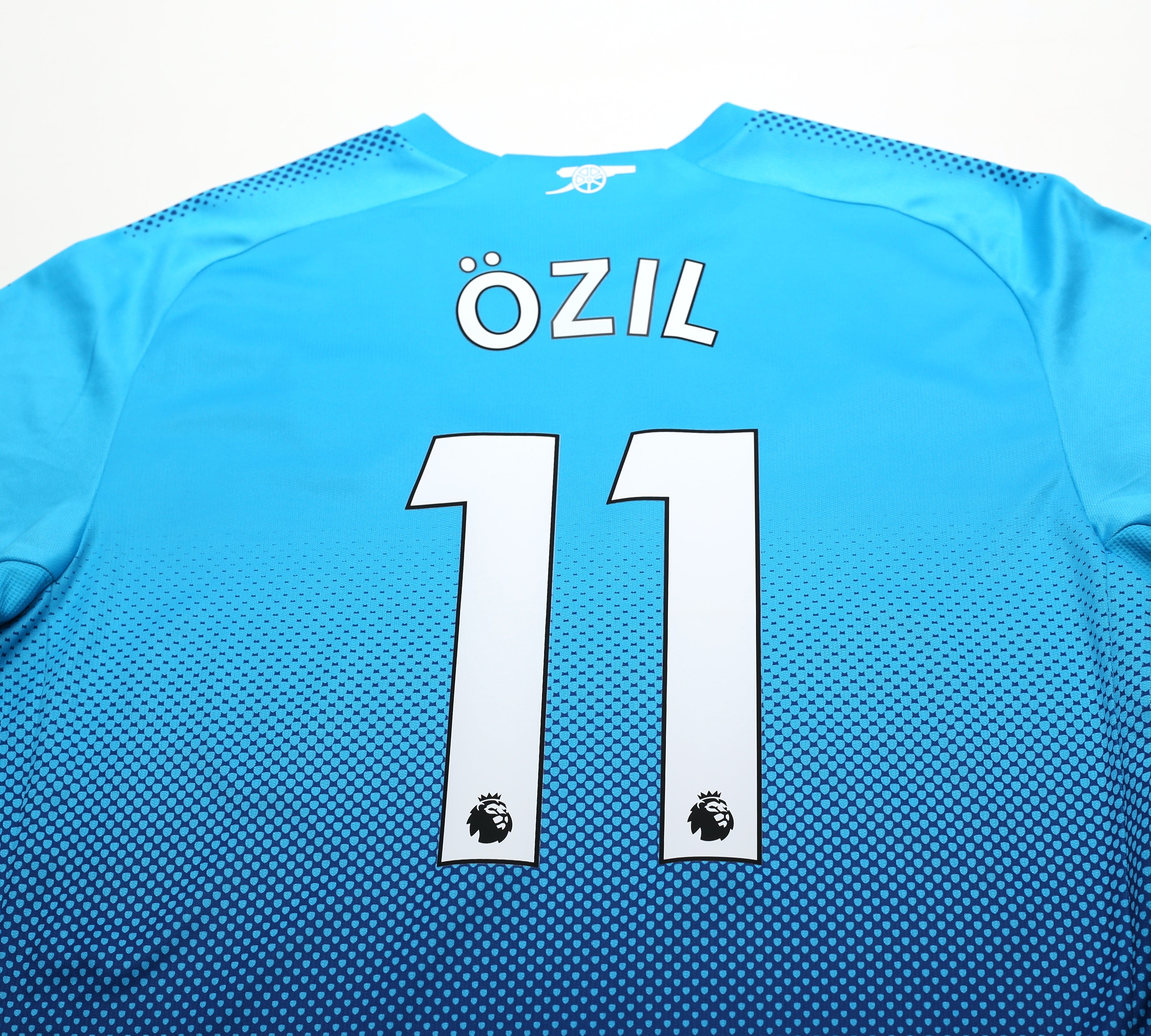2017/18 OZIL #11 Arsenal Vintage PUMA Away Football Shirt (L)