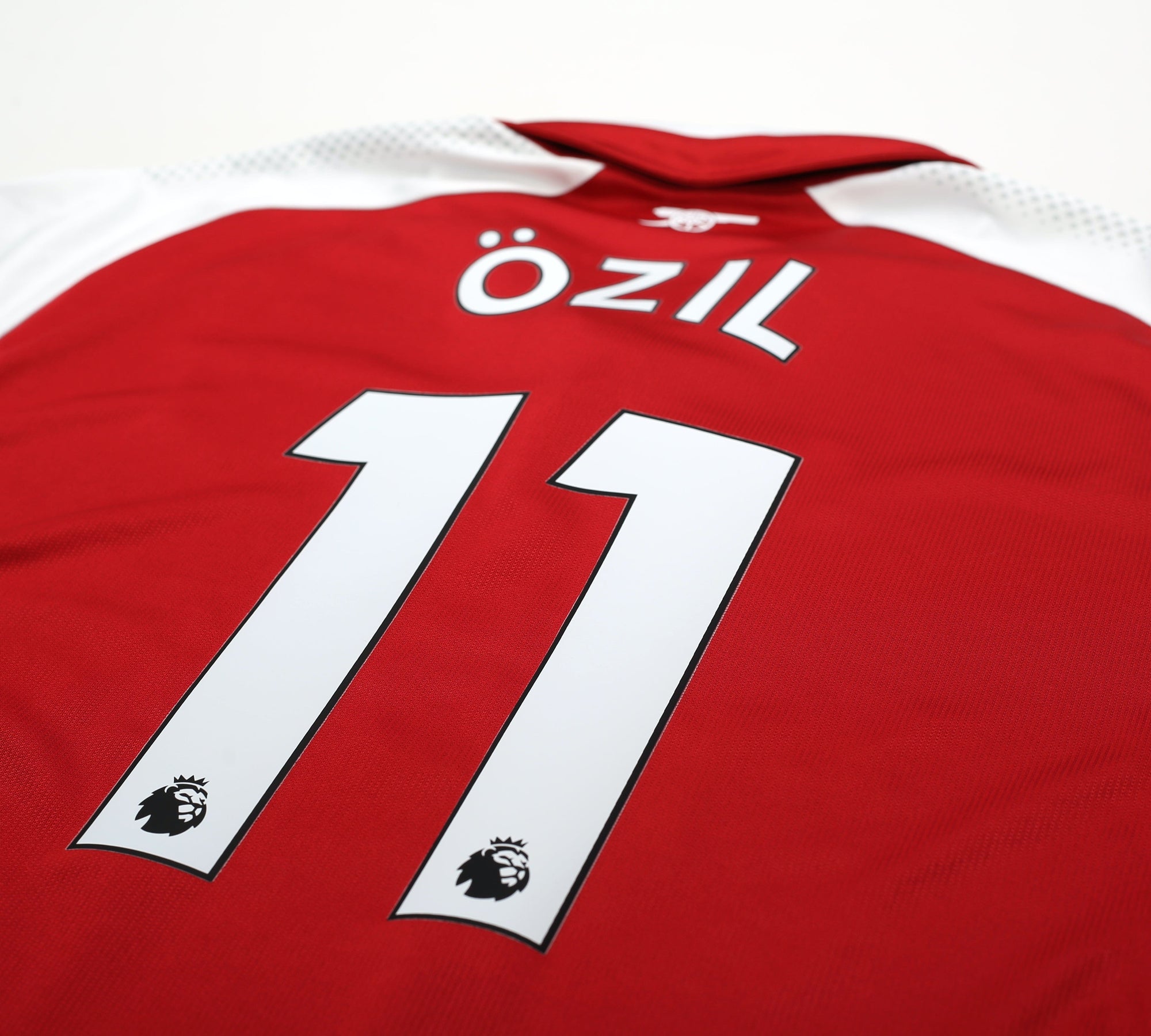 2017/18 OZIL #11 Arsenal Vintage PUMA Home Football Shirt (L)