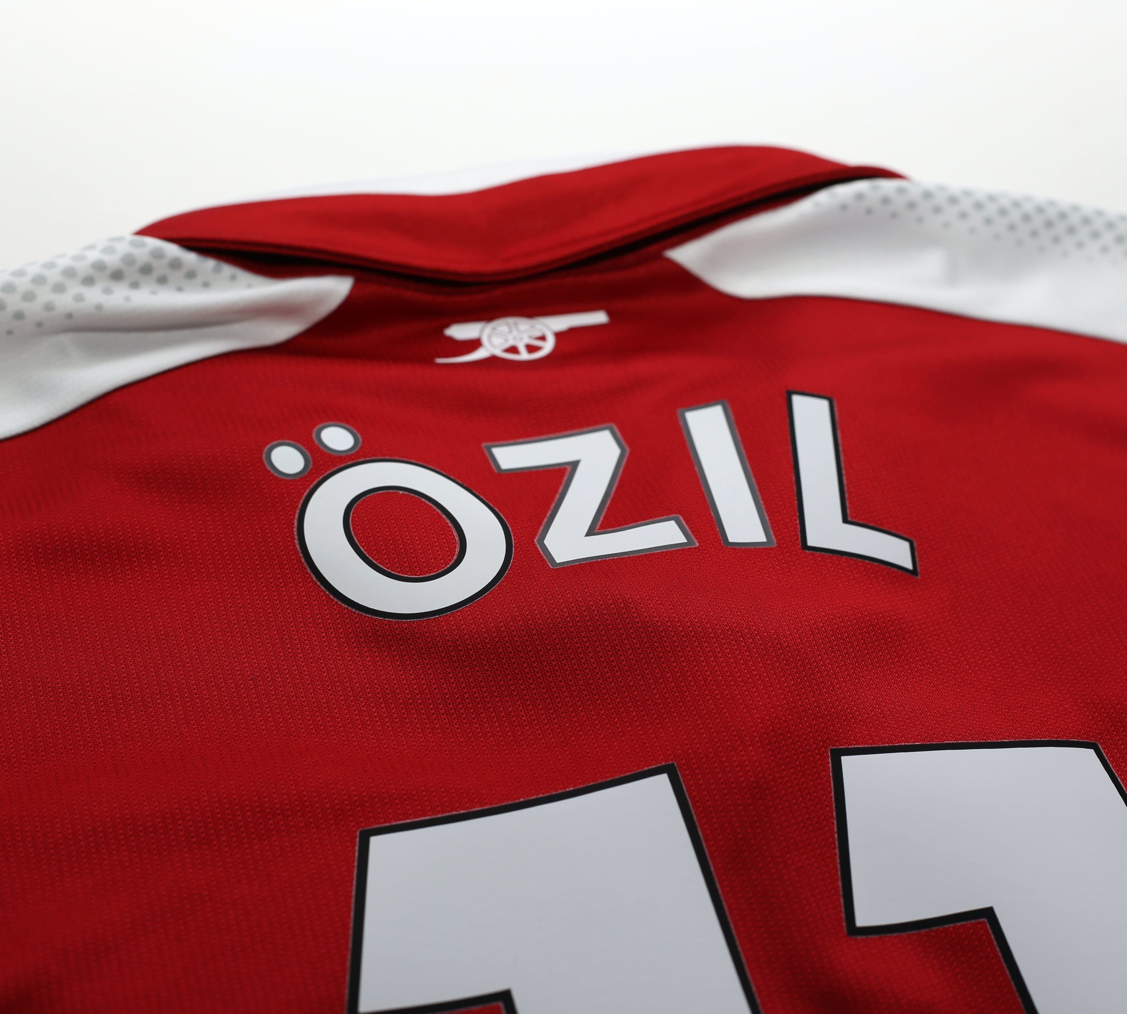 2017/18 OZIL #11 Arsenal Vintage PUMA Home Football Shirt (L)