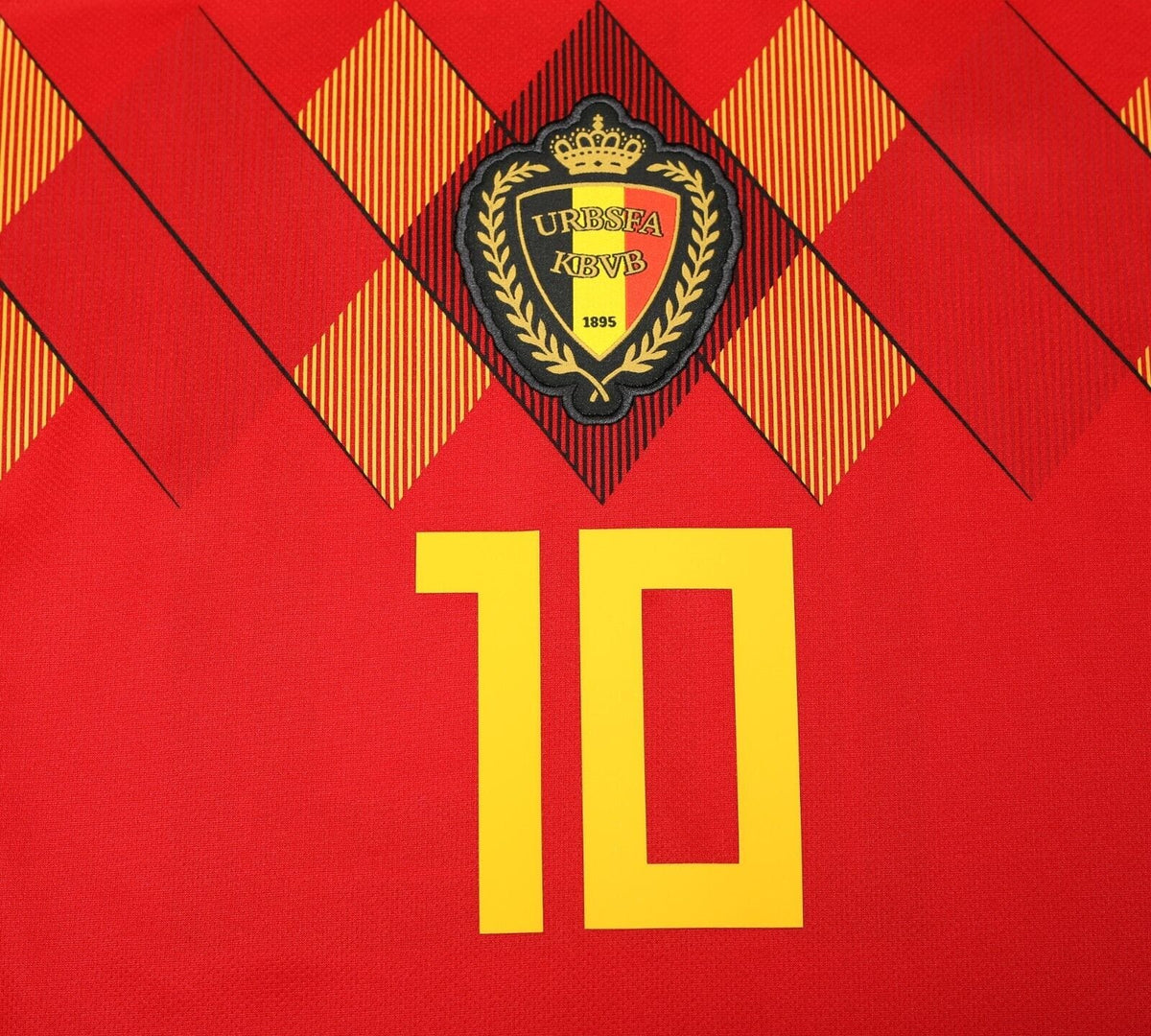 2018/19 HAZARD #10 Belguim Vintage adidas Home Football Shirt (M) World Cup 2018
