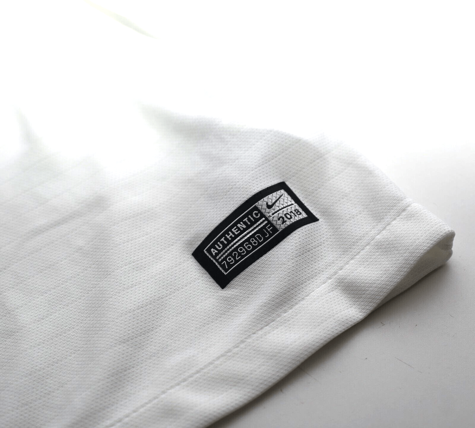 2018/19 KANE #9 England Nike Home Football Shirt (XL) WC 2018 BNWT