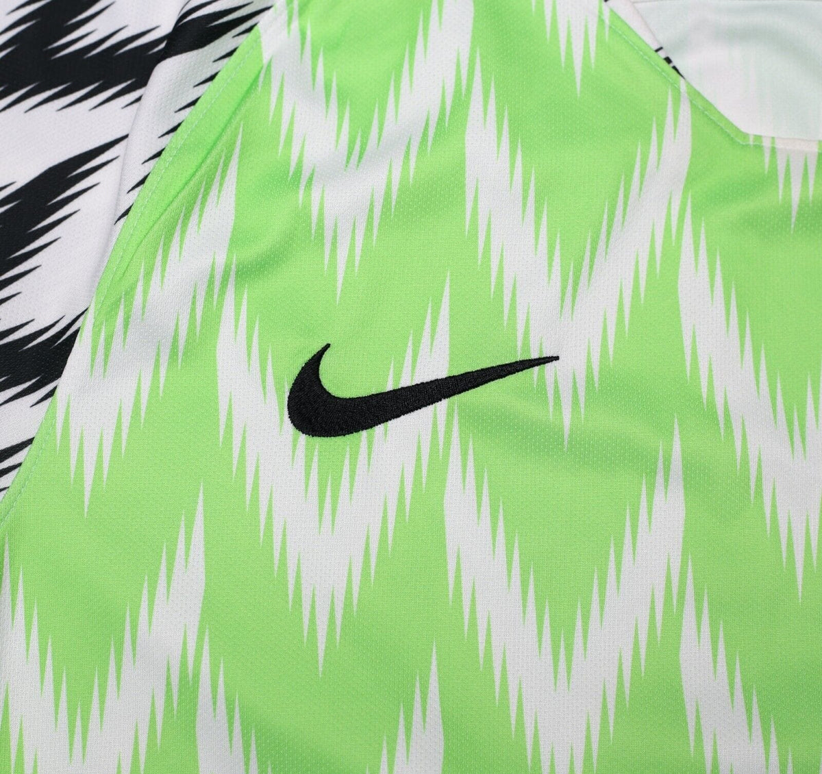2018/19 NIGERIA Vintage Authentic Nike Home Football Shirt (M) World Cup 2018