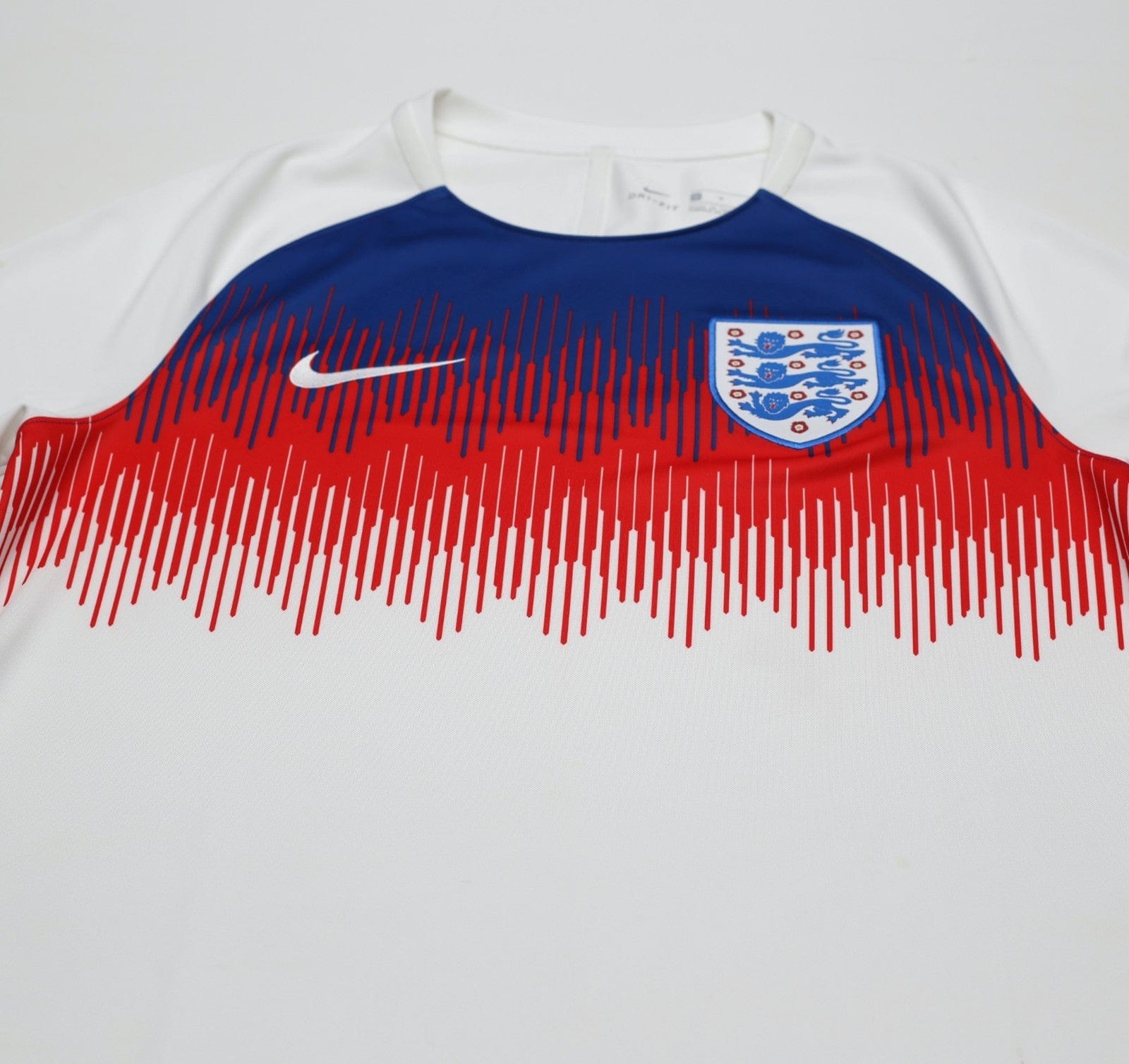 2018/20 ENGLAND Nike Pre Match Warm Up Football Shirt (M) World Cup 2018