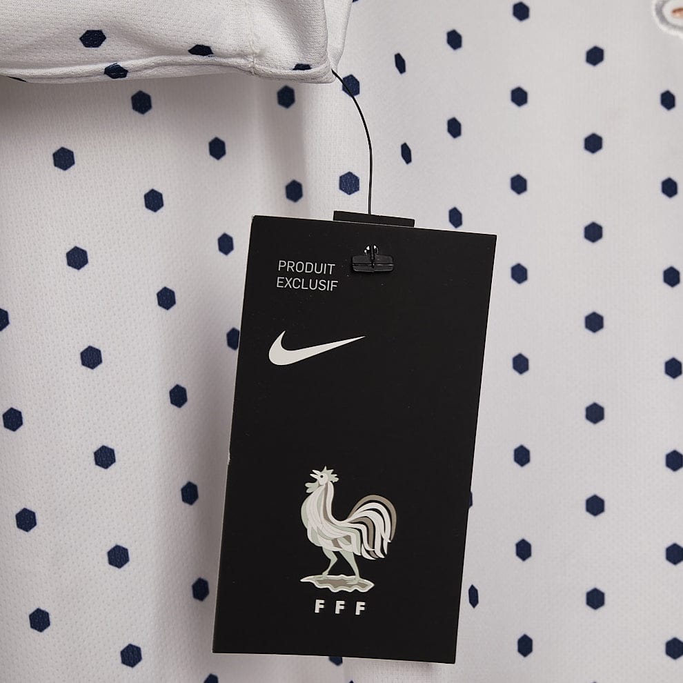 2019-20 France Women away shirt Unisex M BNWT