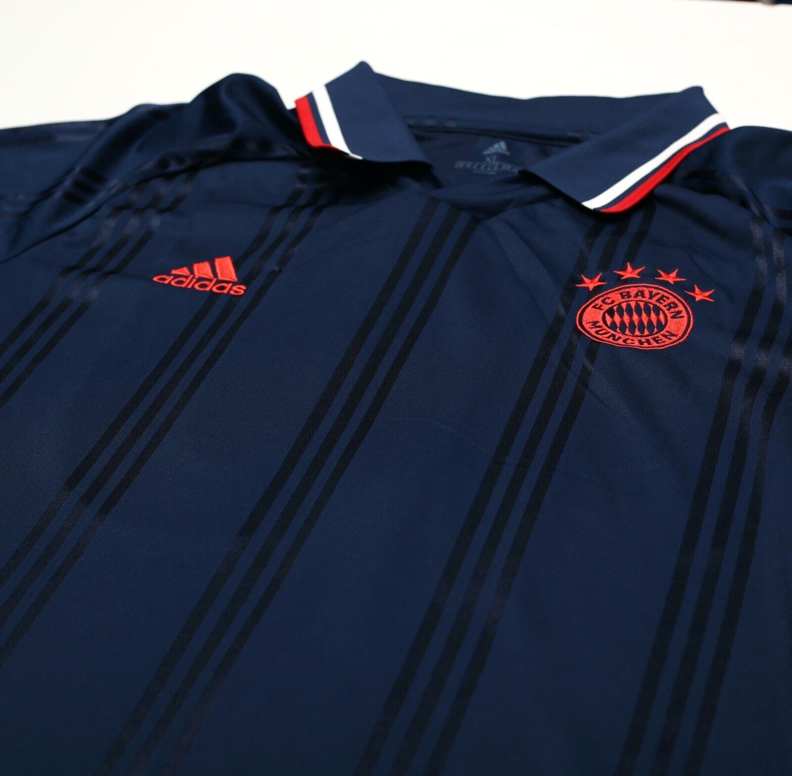 2019/20 MATTHAUS #10 Bayern Munich Retro adidas Icons Football Shirt (XL)