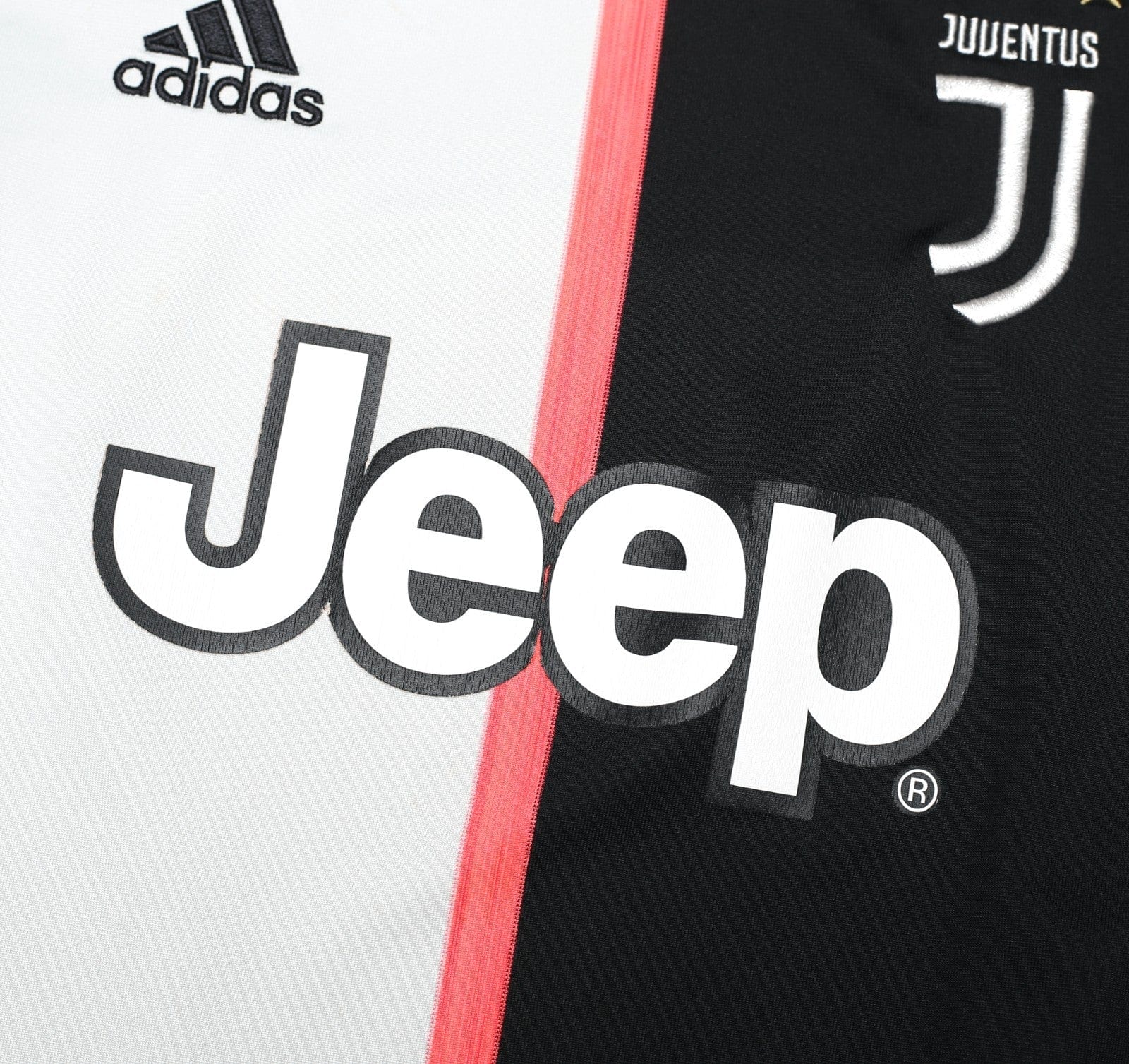 2019/20 RONALDO #7 Juventus adidas Home Football Shirt (M)