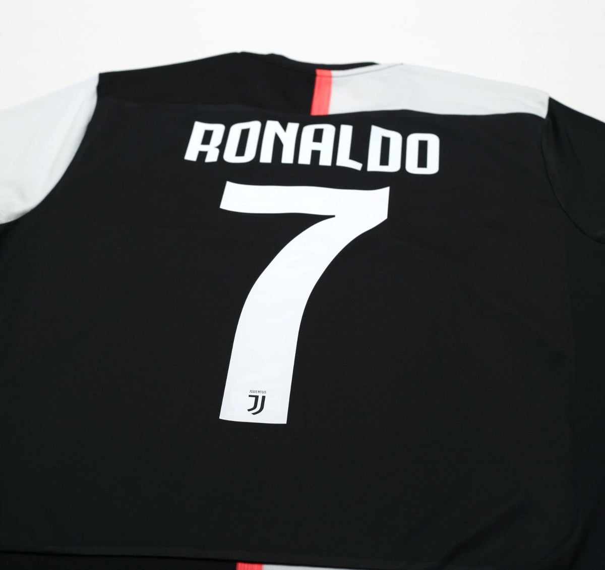 2019/20 RONALDO #7 Juventus adidas Home Football Shirt (M)