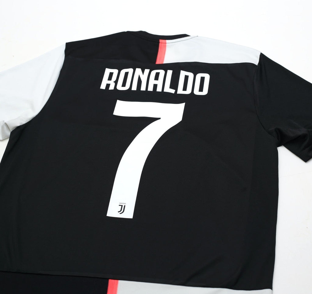 2019/20 RONALDO #7 Juventus adidas Home Football Shirt (M)