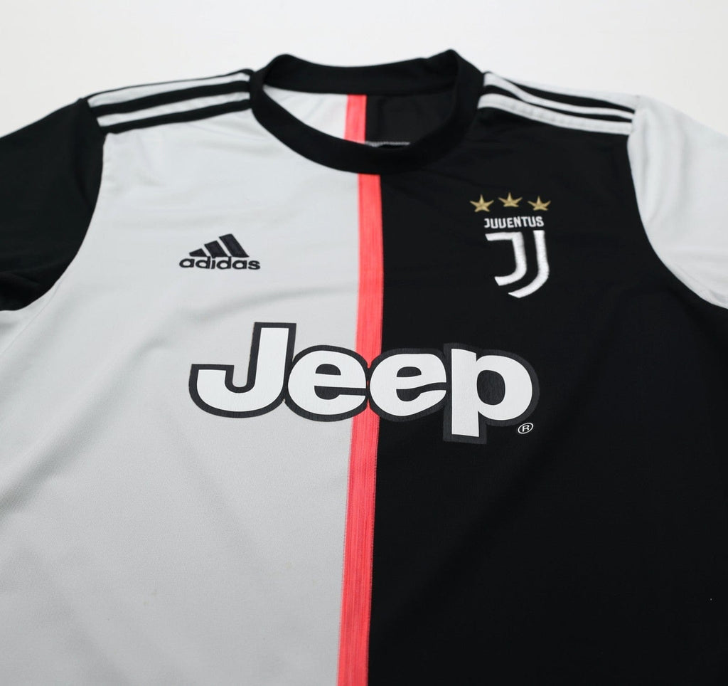 2019/20 RONALDO #7 Juventus adidas Home Football Shirt (M)