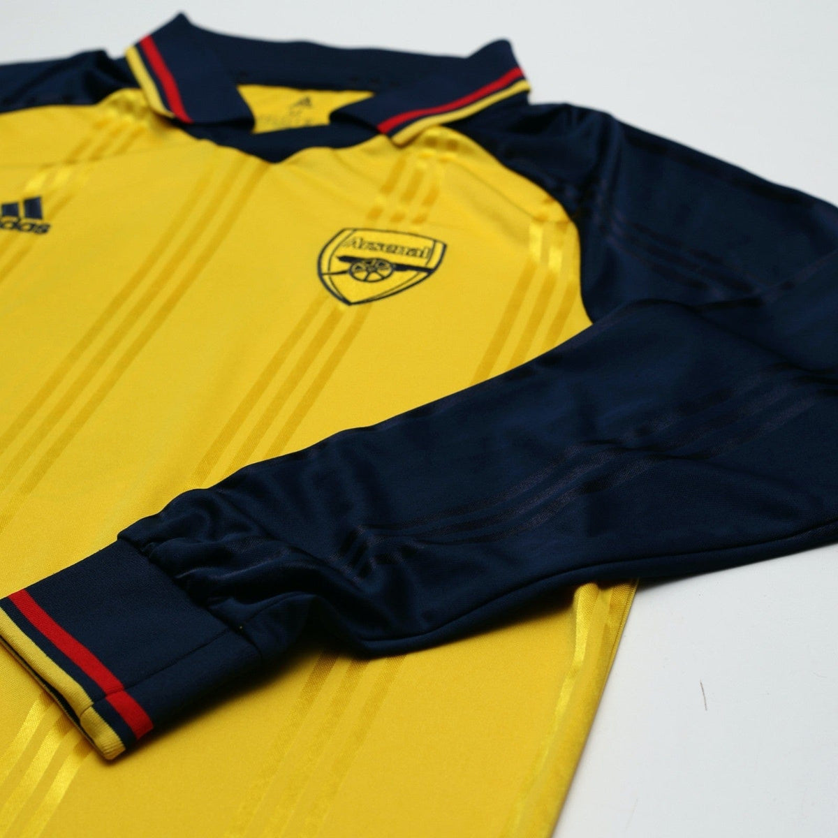 2019/20 Wright #8 Arsenal Retro adidas Icon Long Sleeve Away Football Shirt (M)