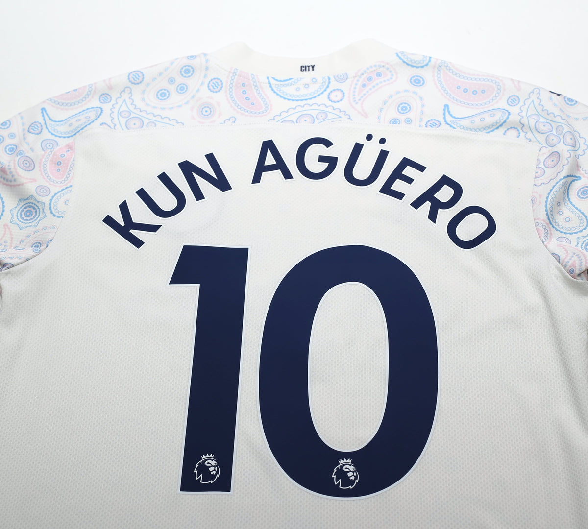 2020/21 KUN AGUERO #10 Manchester City Vintage PUMA Third Football Shirt (M)