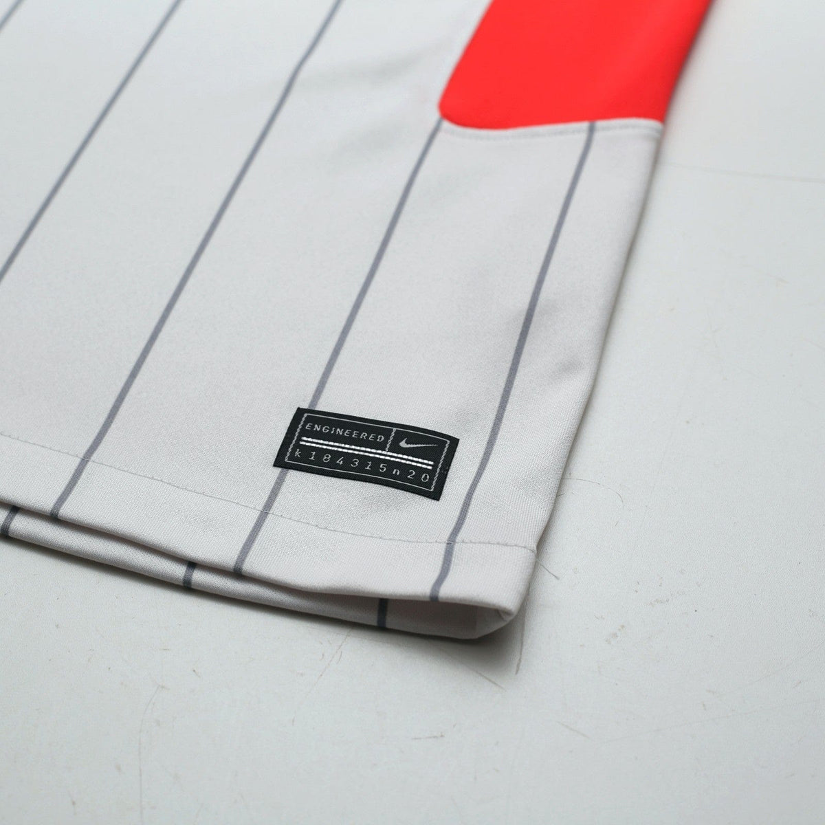 2020/21 Liverpool Nike Air Max Stadium Football Shirt (M)