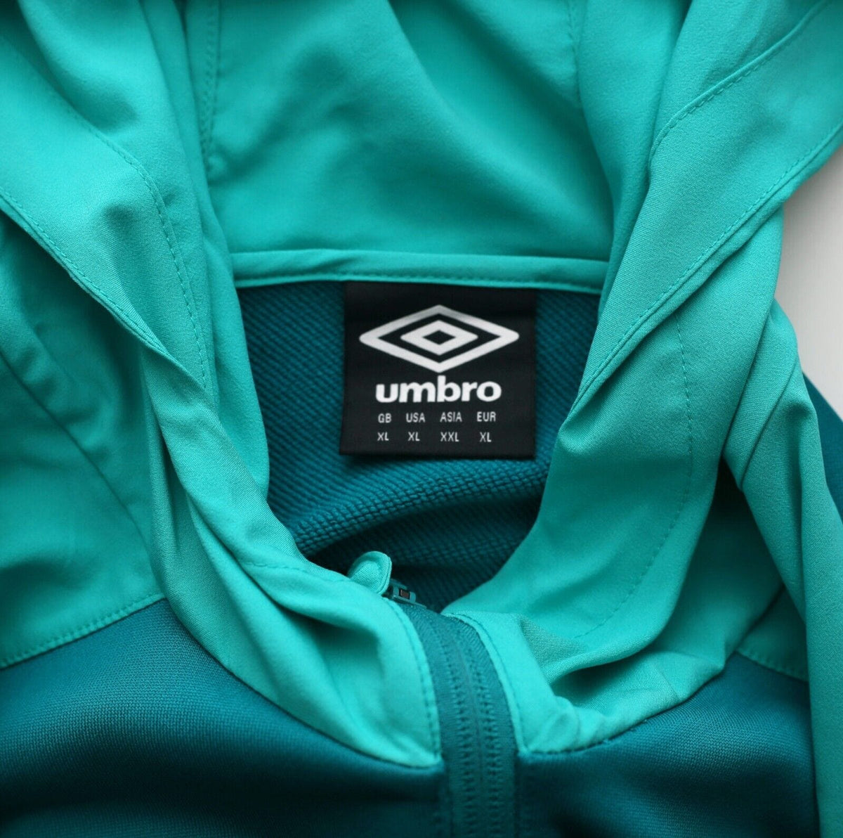 2020/21 WERDER BREMEN Vintage UMBRO Hooded Football Jacket (XL)
