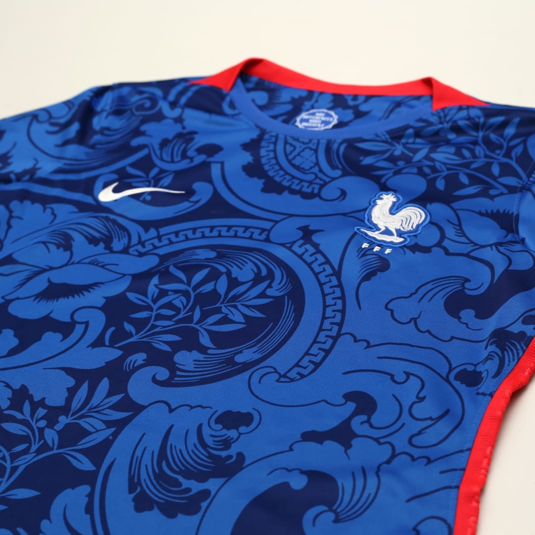 2021/22 France Women's Nike Home Football Shirt (M)