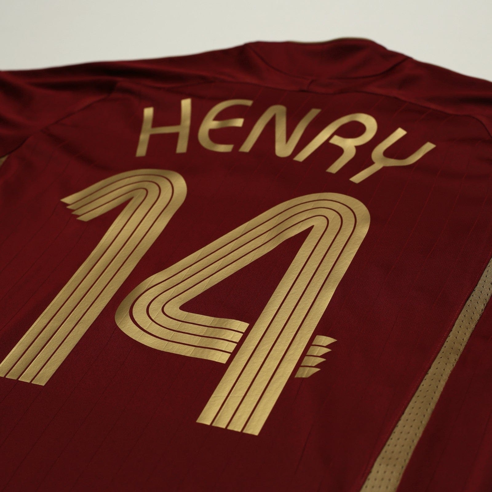 2021/22 Henry #14 Arsenal adidas Teamgeist Football Shirt (M)