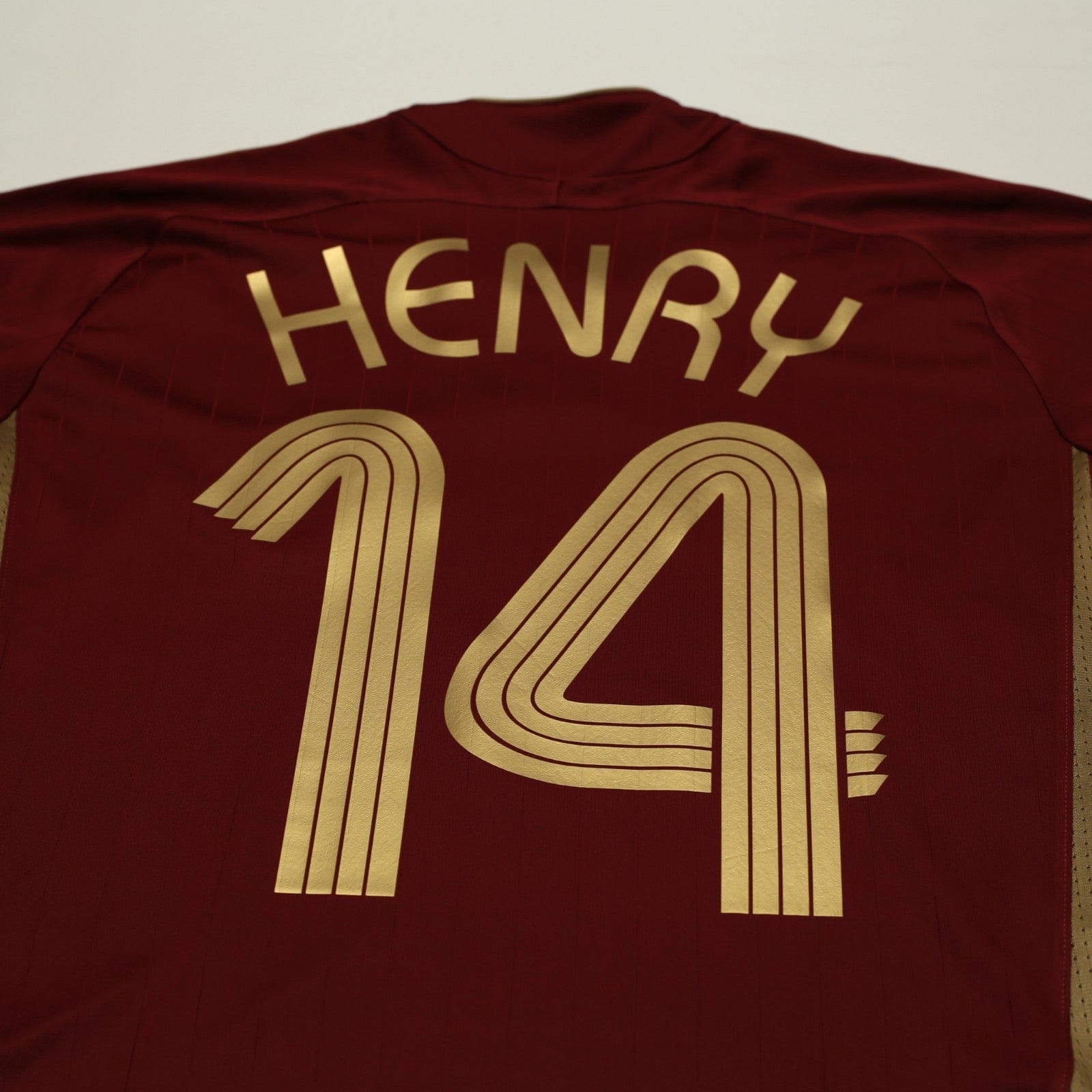 2021/22 Henry #14 Arsenal adidas Teamgeist Football Shirt (M)