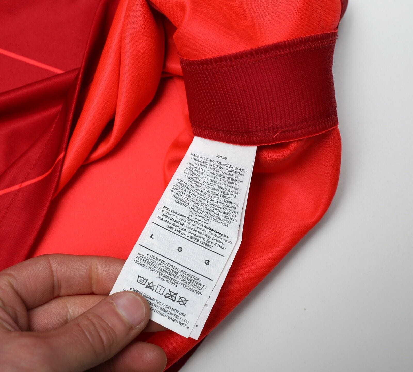 2021/22 ROBERTSON #26 Liverpool Vintage Nike Home Football Shirt (L) BNWT