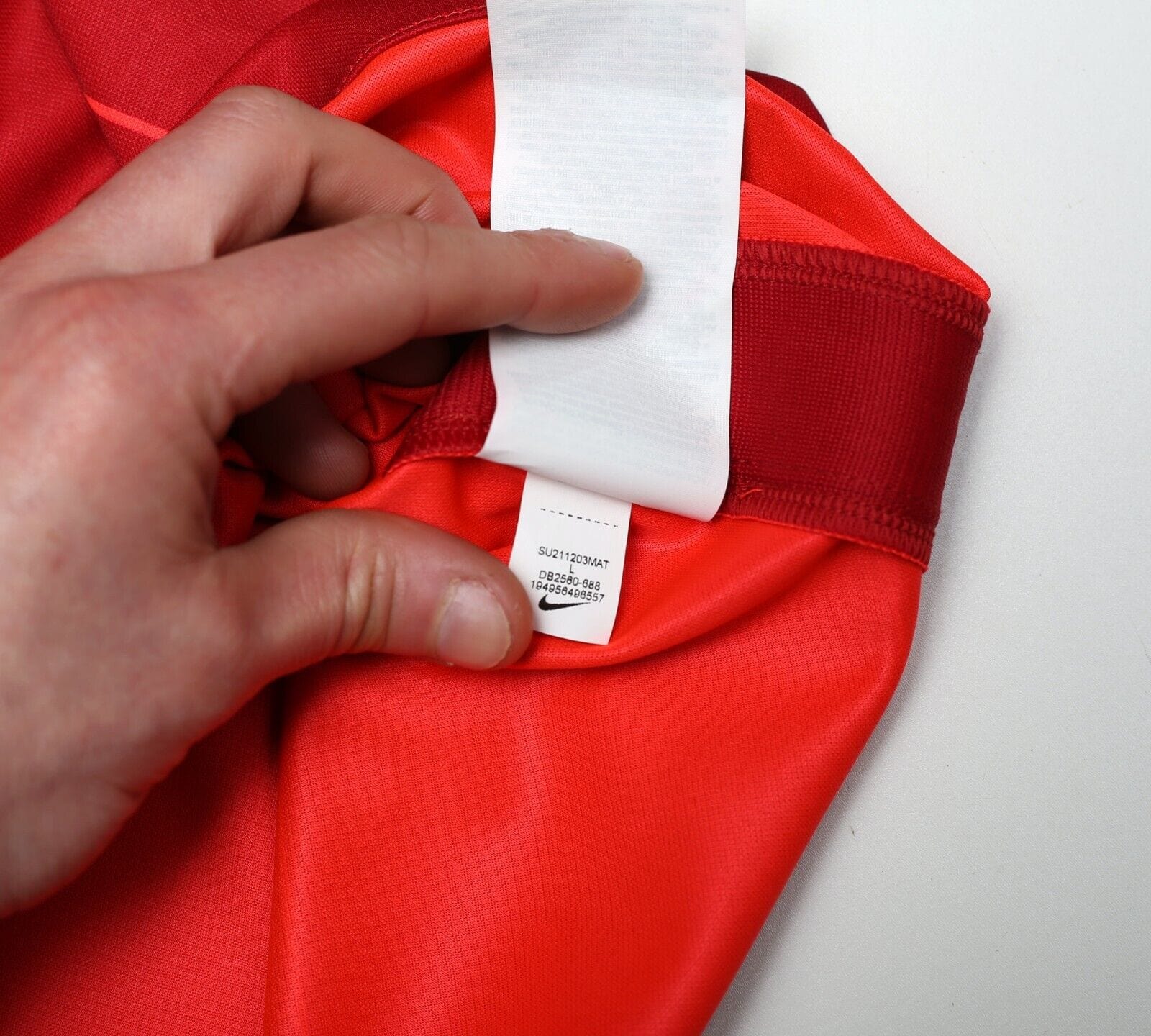 2021/22 ROBERTSON #26 Liverpool Vintage Nike Home Football Shirt (L) BNWT