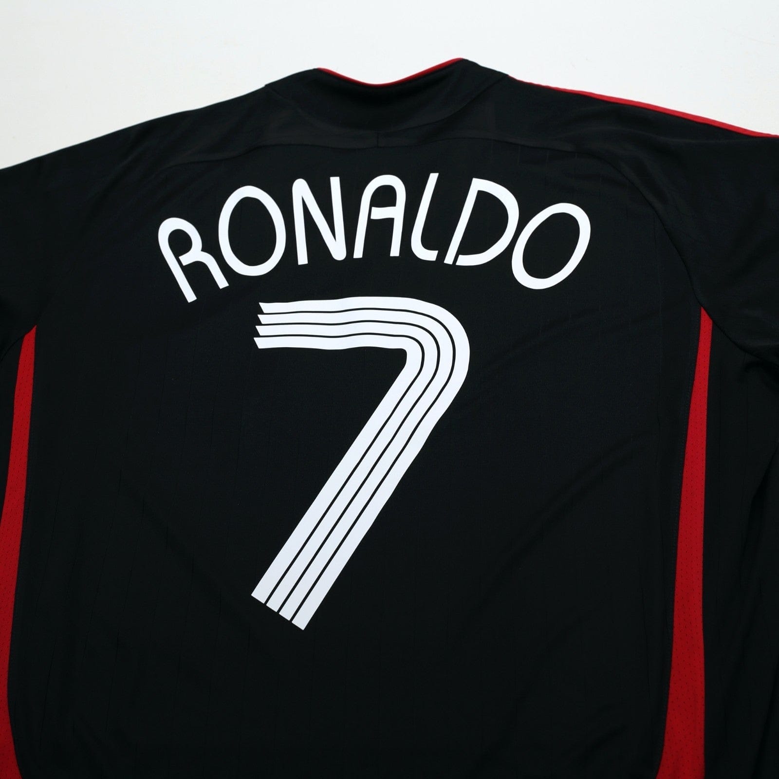2021/22 Ronaldo #7 Manchester United adidas Teamgeist Football Shirt (L)