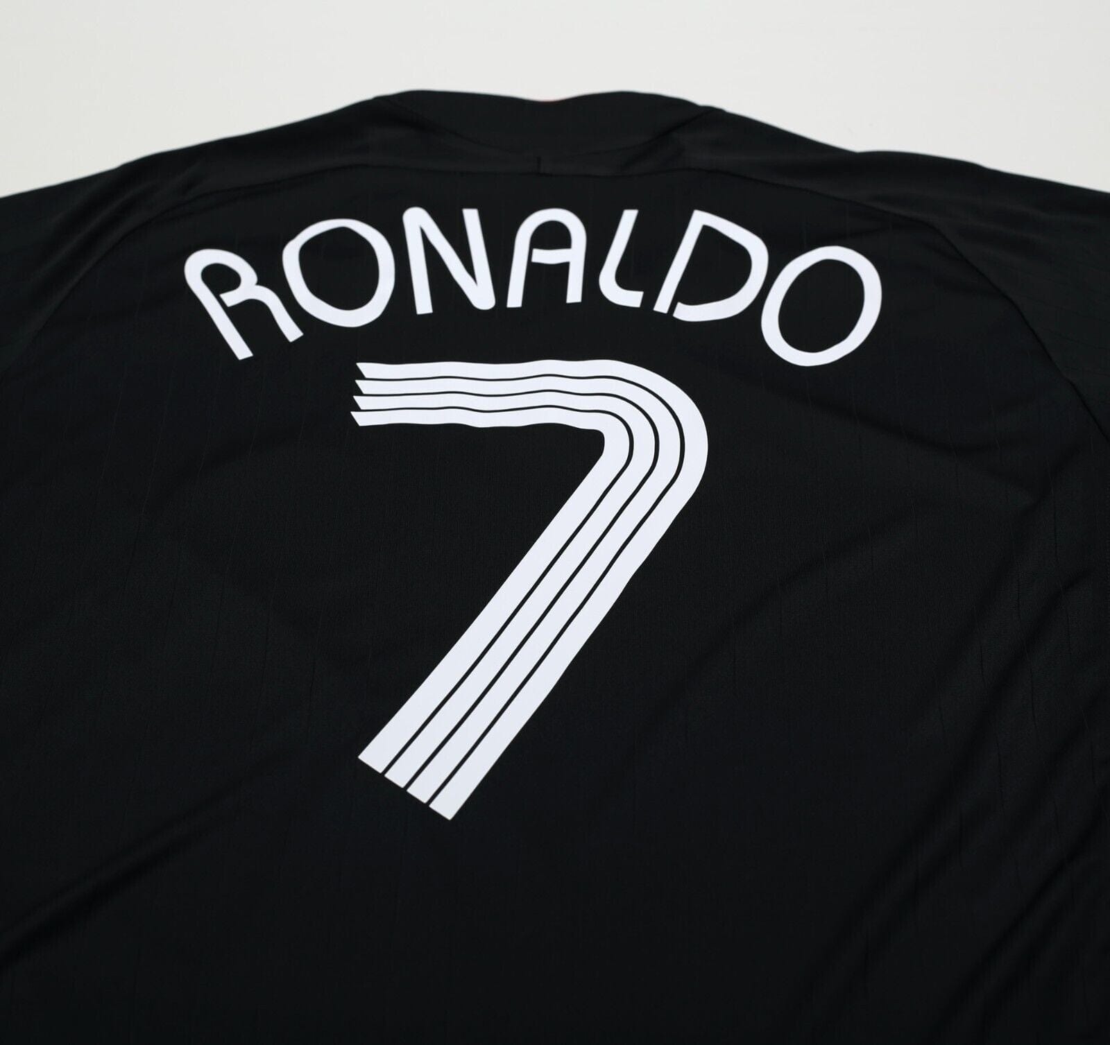 2021/22 RONALDO #7 Manchester United adidas Teamgeist Football Shirt (XL)