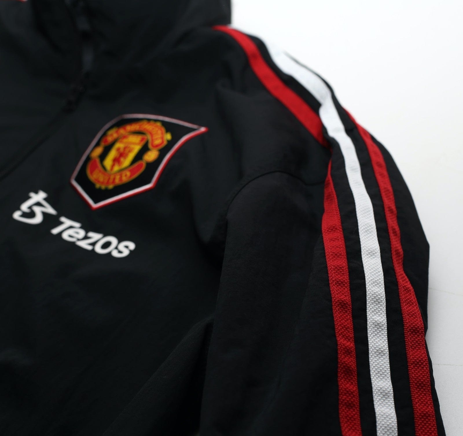 2022/23 MANCHESTER UNITED adidas Reversible Anthem Jacket Track Top (S)
