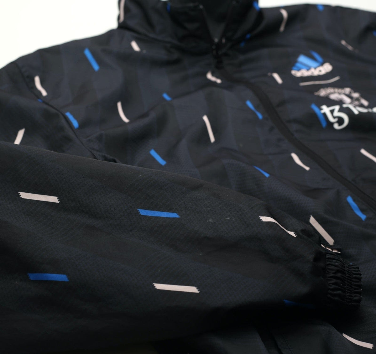 2022/23 MANCHESTER UNITED adidas Reversible Anthem Jacket Track Top (S)