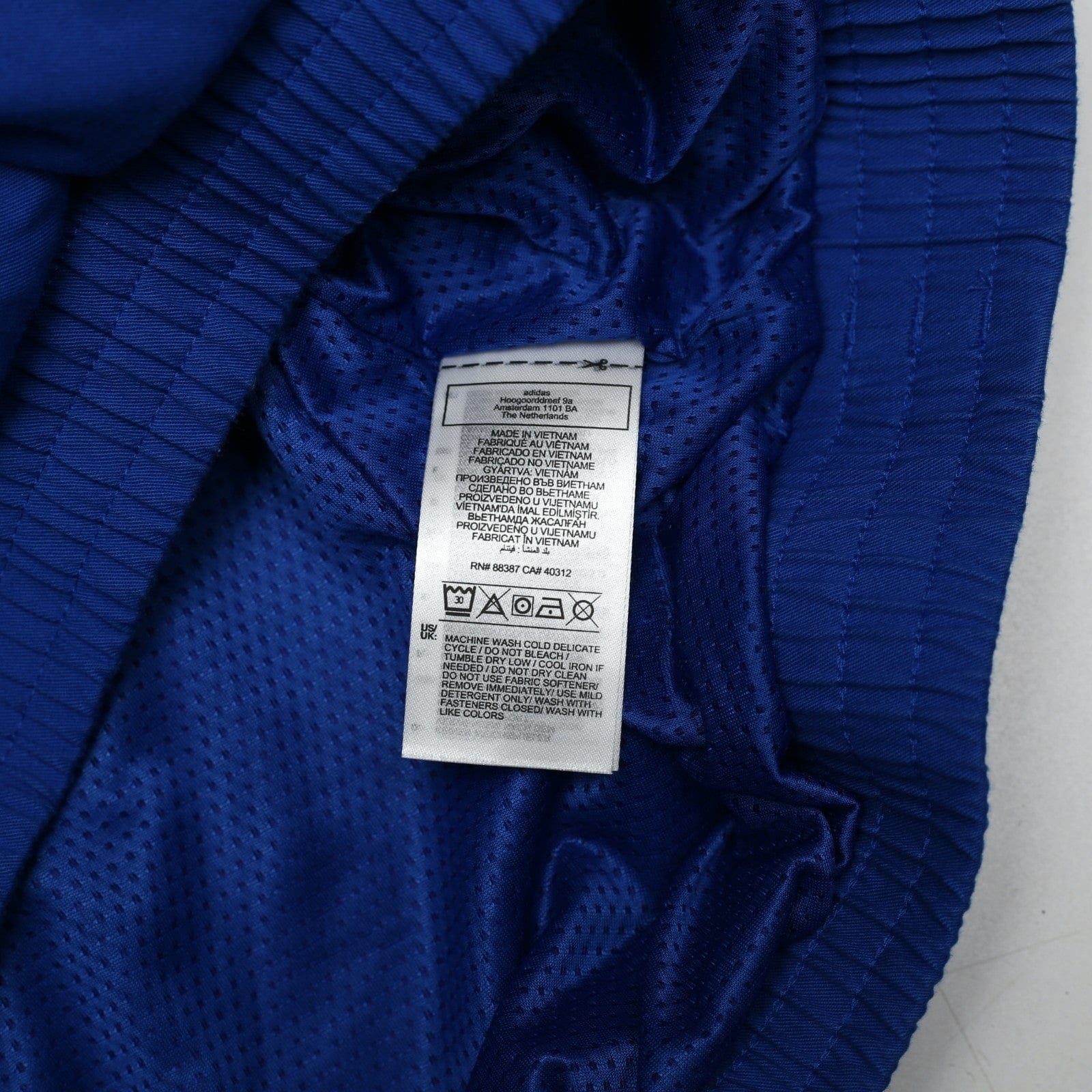 2023/24 Italy adidas Icons 1/4 Zip Football Track Top Jacket (L)