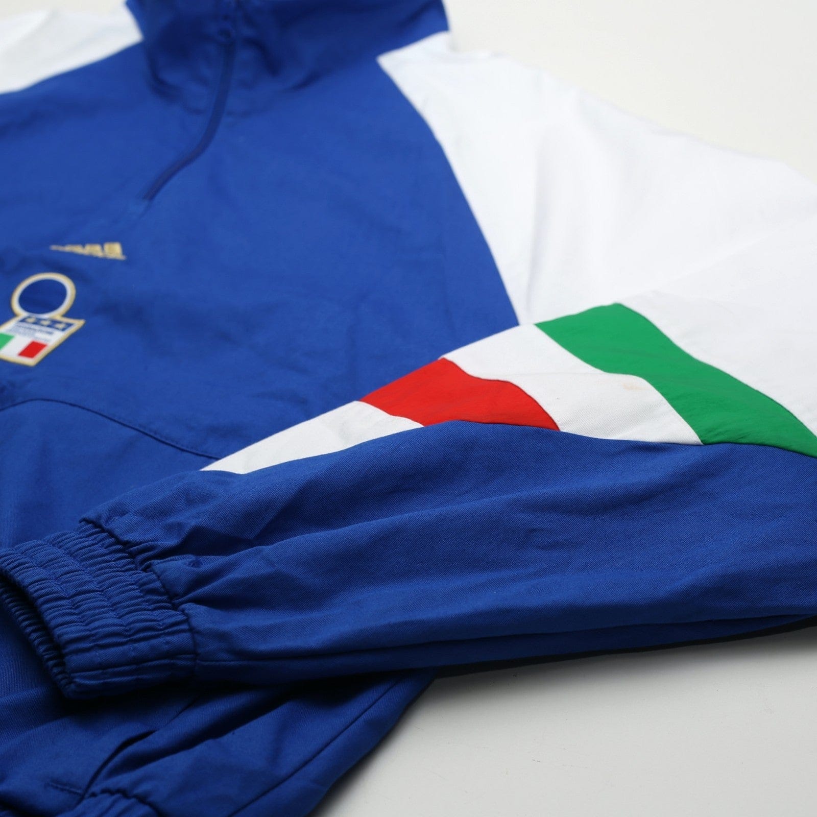 2023/24 Italy adidas Icons 1/4 Zip Football Track Top Jacket (S/M)