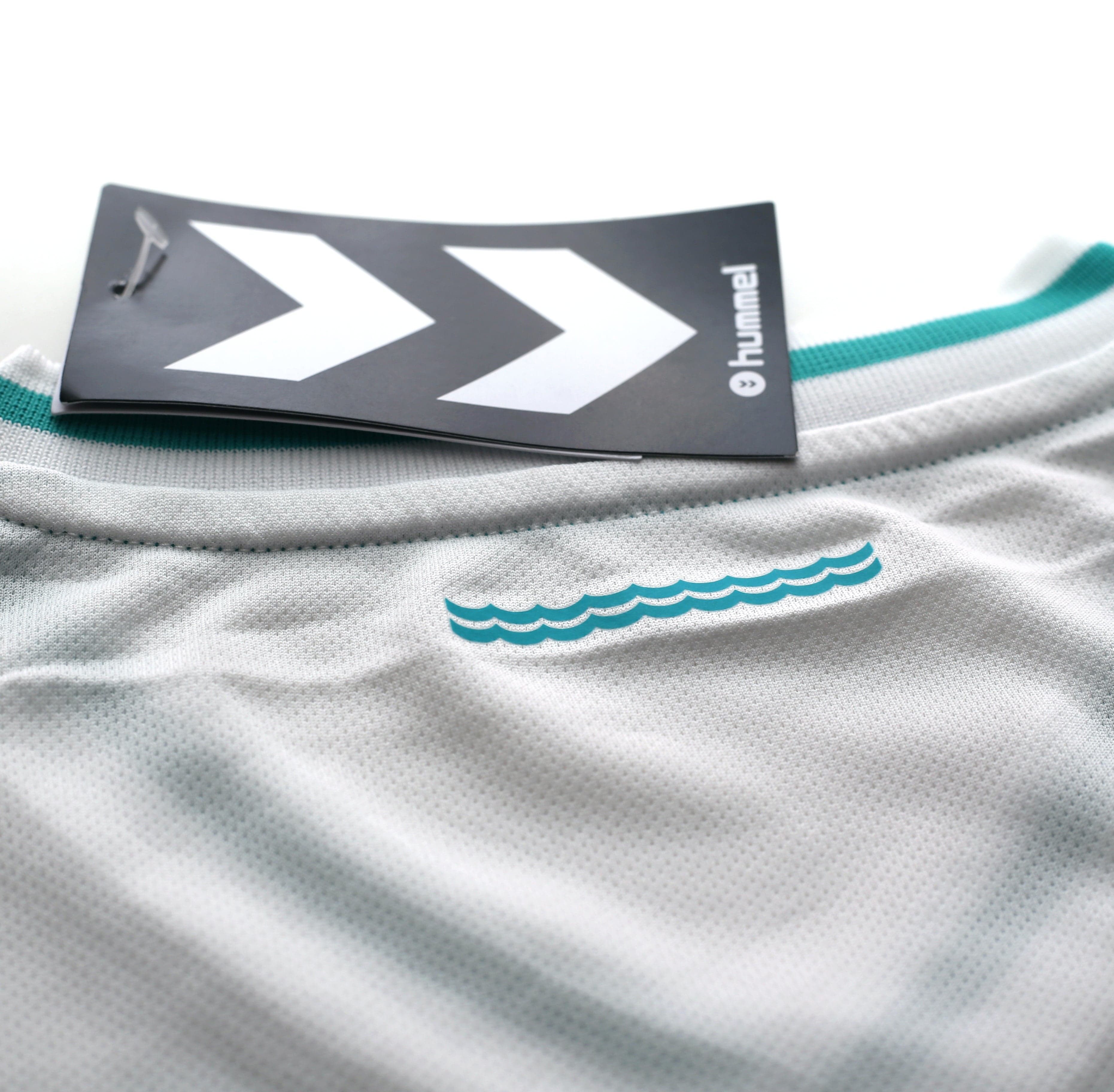 2023-24 Southampton hummel Away Shirt