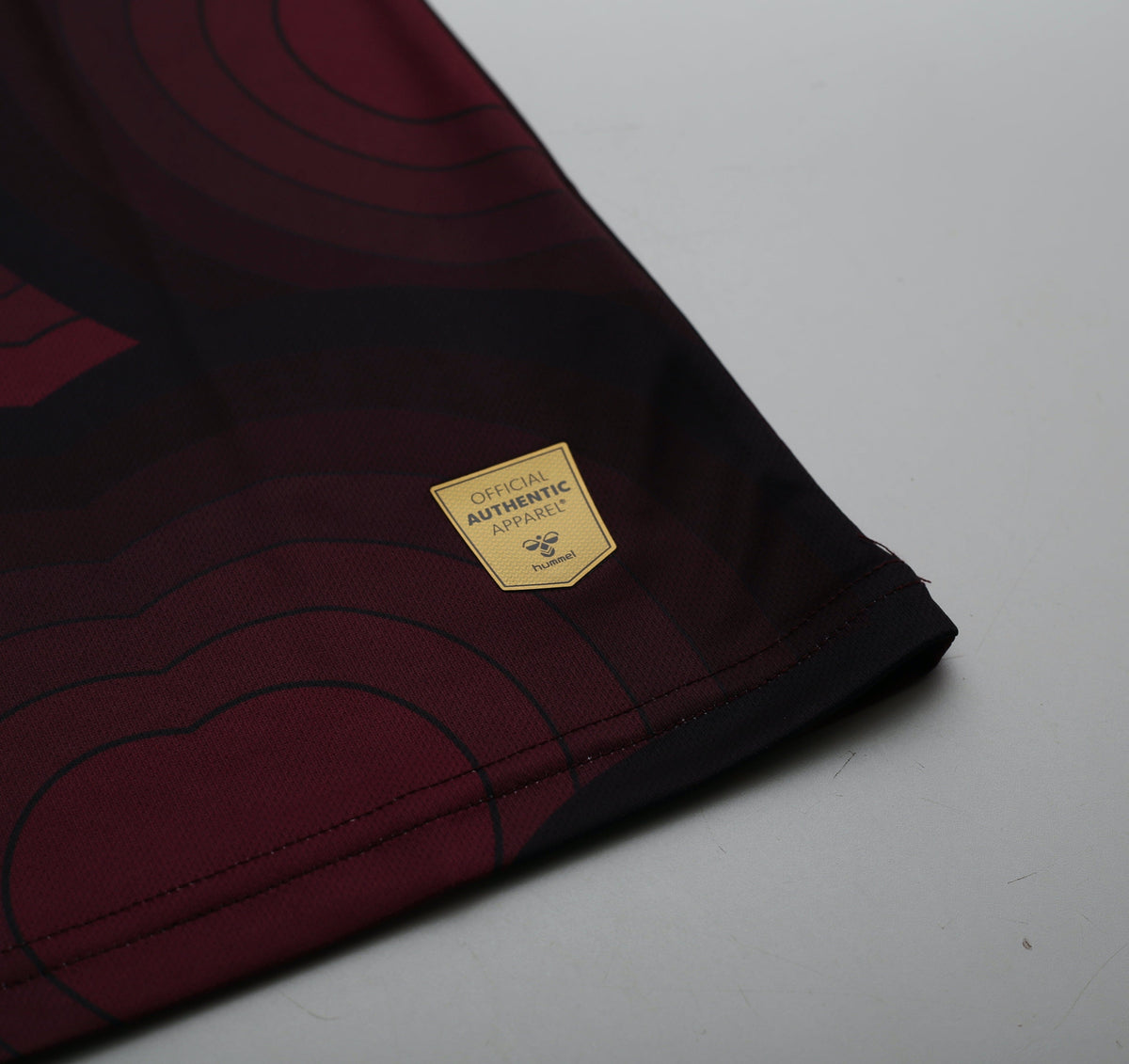 2025-26 Hearts Hummel match day home shirt (New in bag)