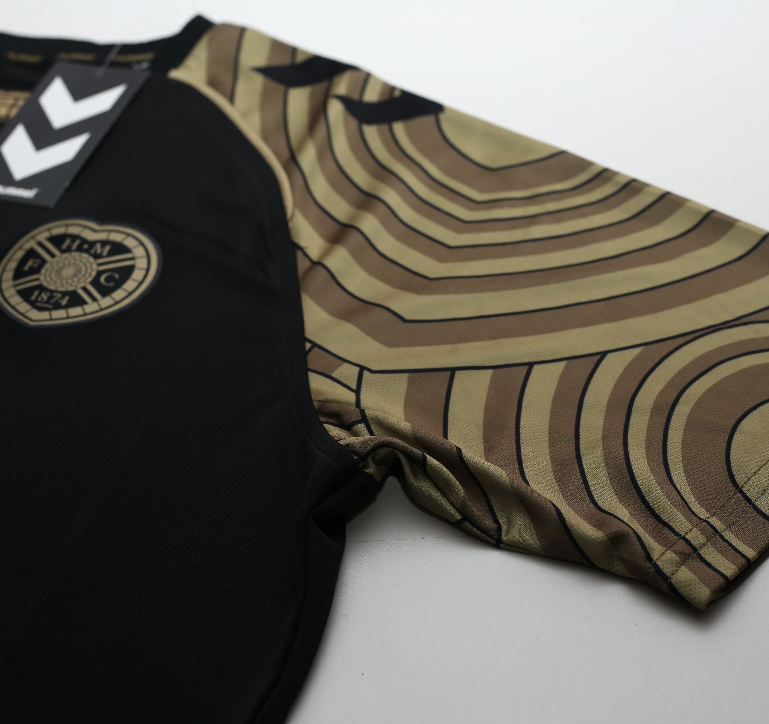 2025-26 Hearts Hummel match day third shirt (New in bag)