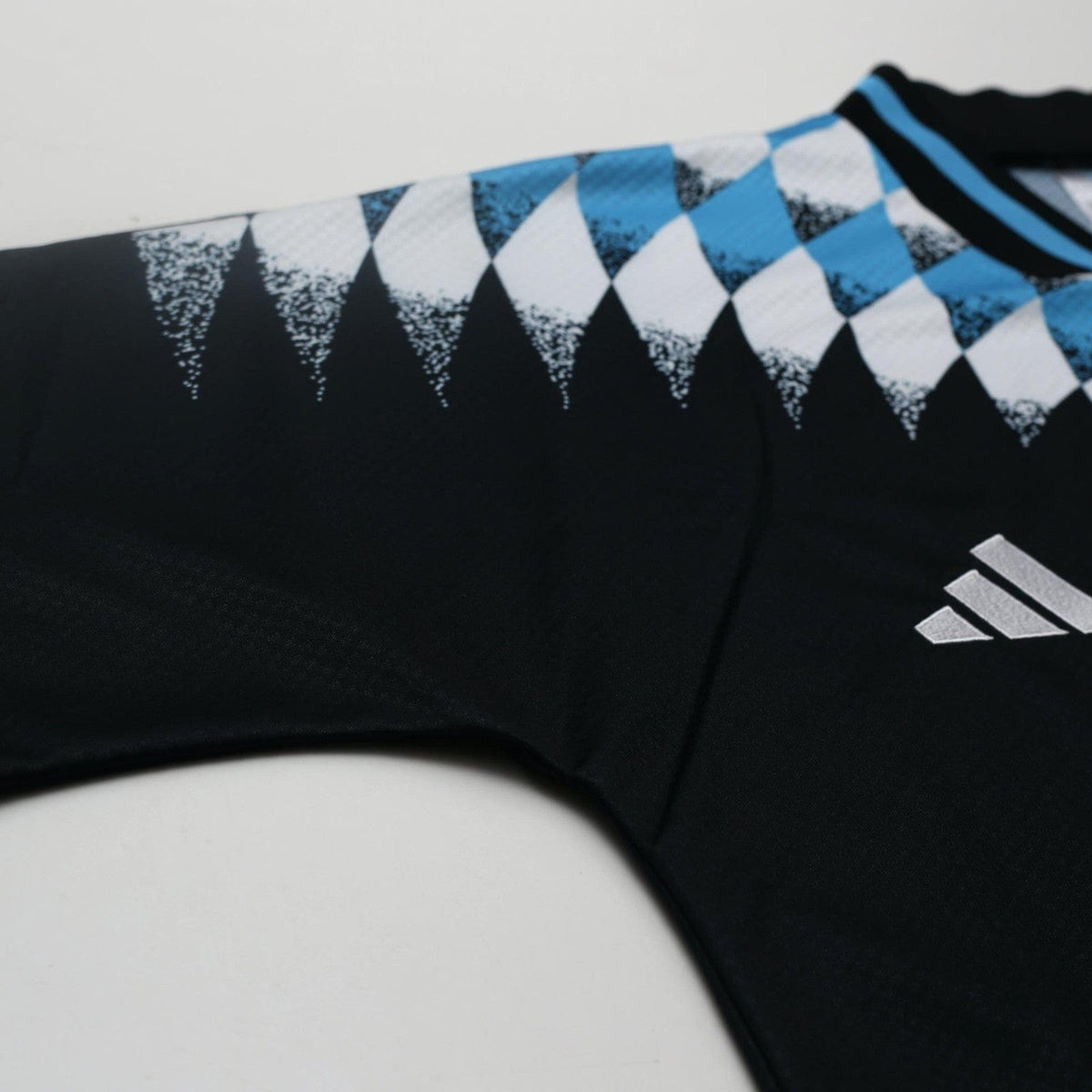 2026/27 Newcastle United Retro adidas Stadium Jersey Shirt (M)