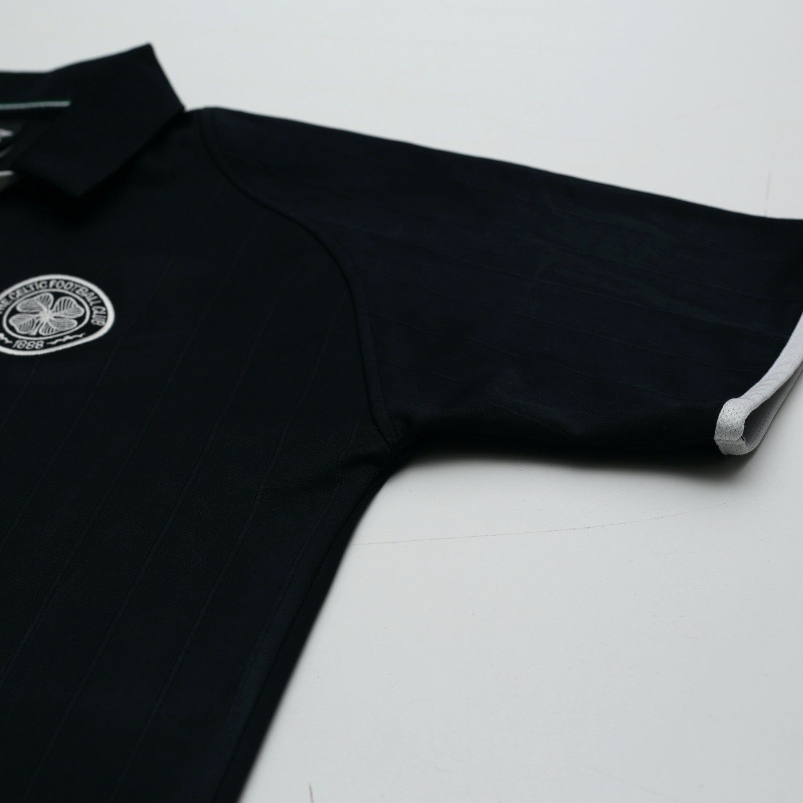 1998/99 Celtic Vintage Umbro Football Training Shirt (M)