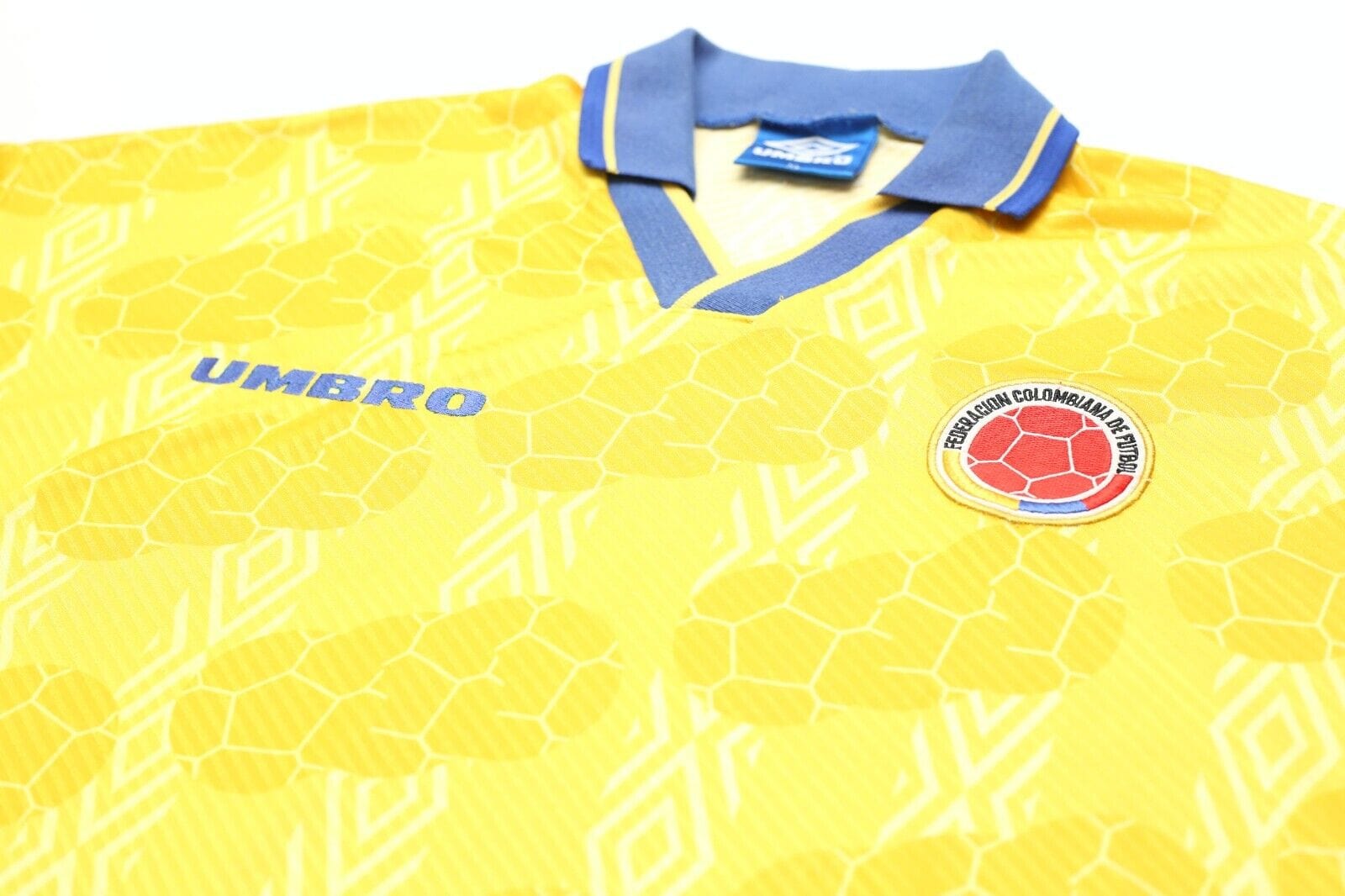 Colombia 1994/95 COLOMBIA Vintage Umbro Home Football Shirt Jersey (XL)