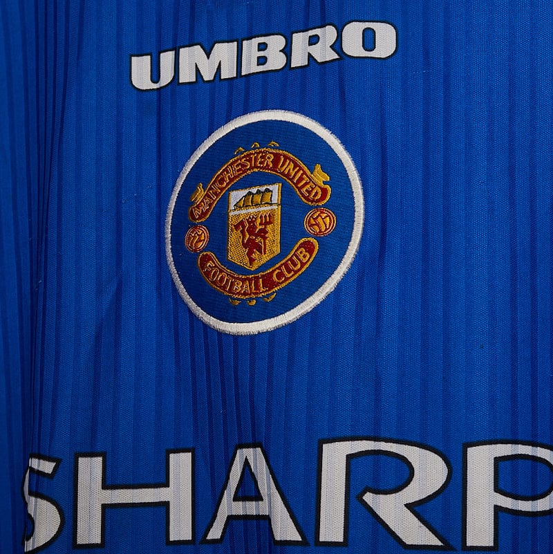 Football Shirt Collective 1996-98 Manchester United Umbro third Shirt (M) Mint
