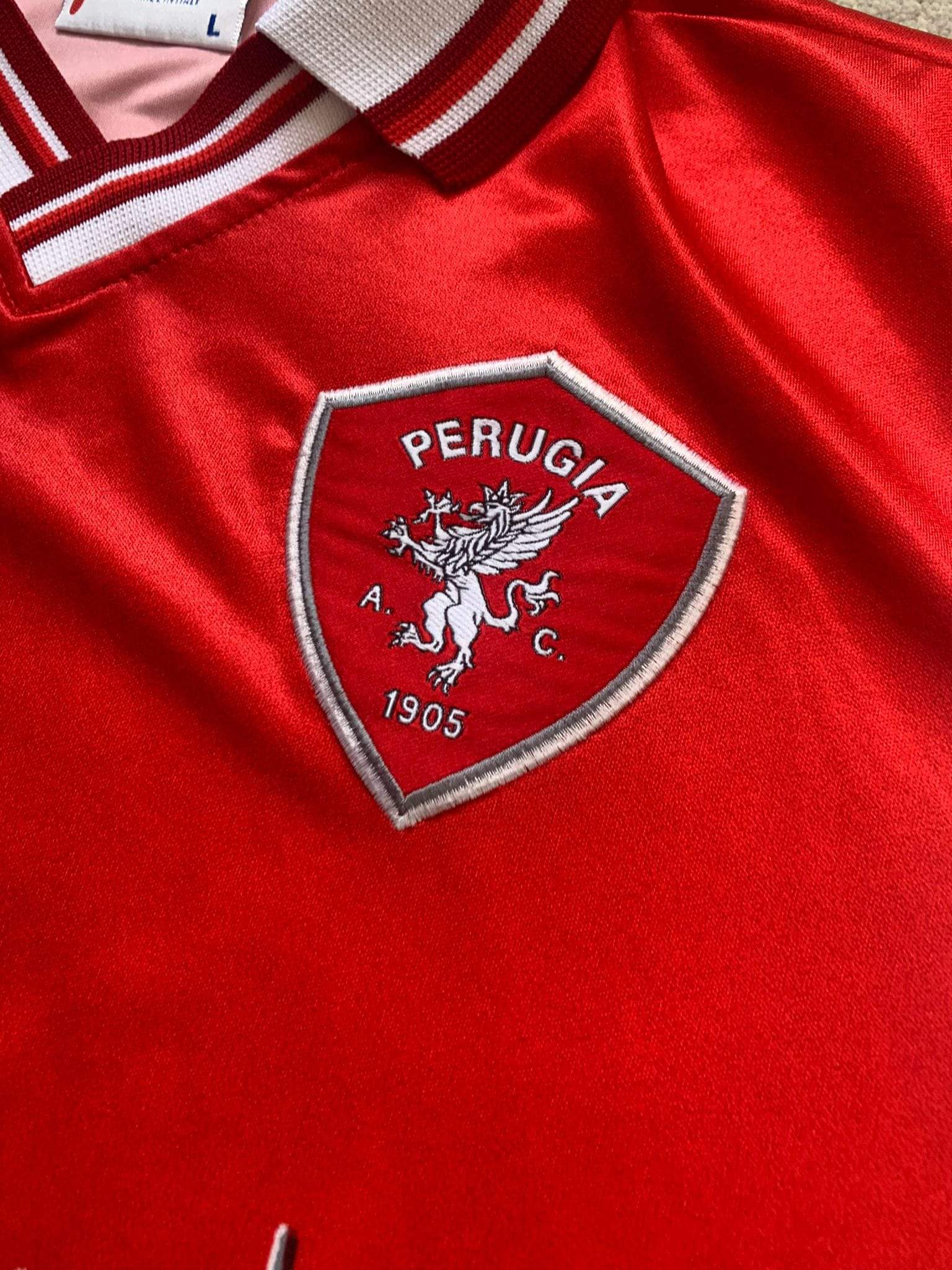 Football Shirt Collective 1998-99 A.C. Perugia Home Shirt NAKATA 7 (L)