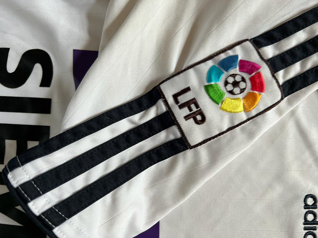 2006-07 Real Madrid home adidas shirt (M) - Football Shirt