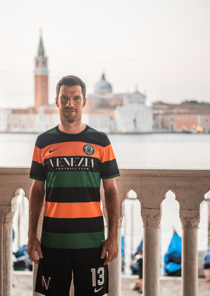 日本未発売 NIKE Venezia FC 2020/21 HOME SHIRT 2020-21 Venezia FC home shirt (BNWT) - Football Shirt Collective